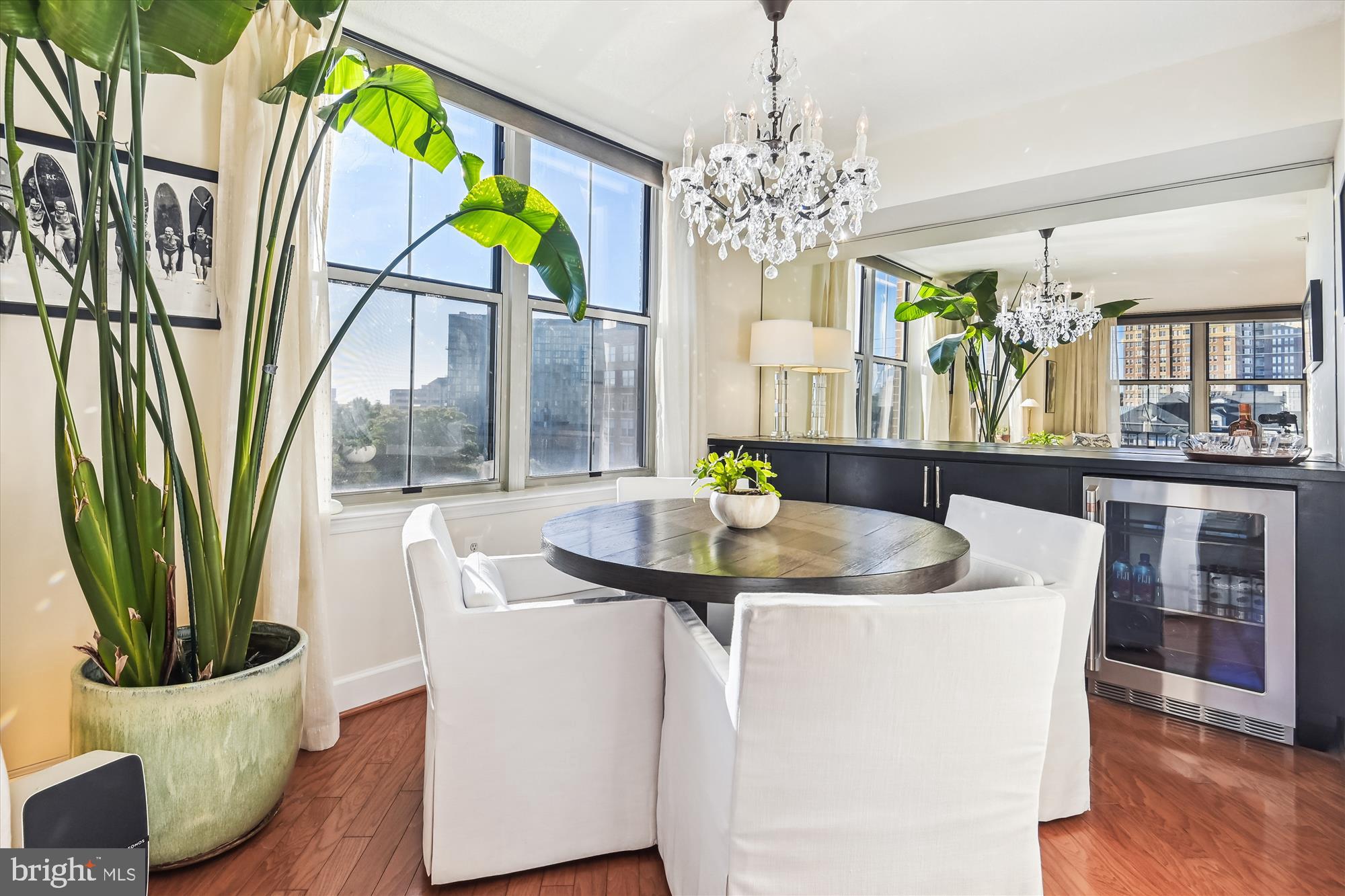 CARLTON HOUSE - Residential