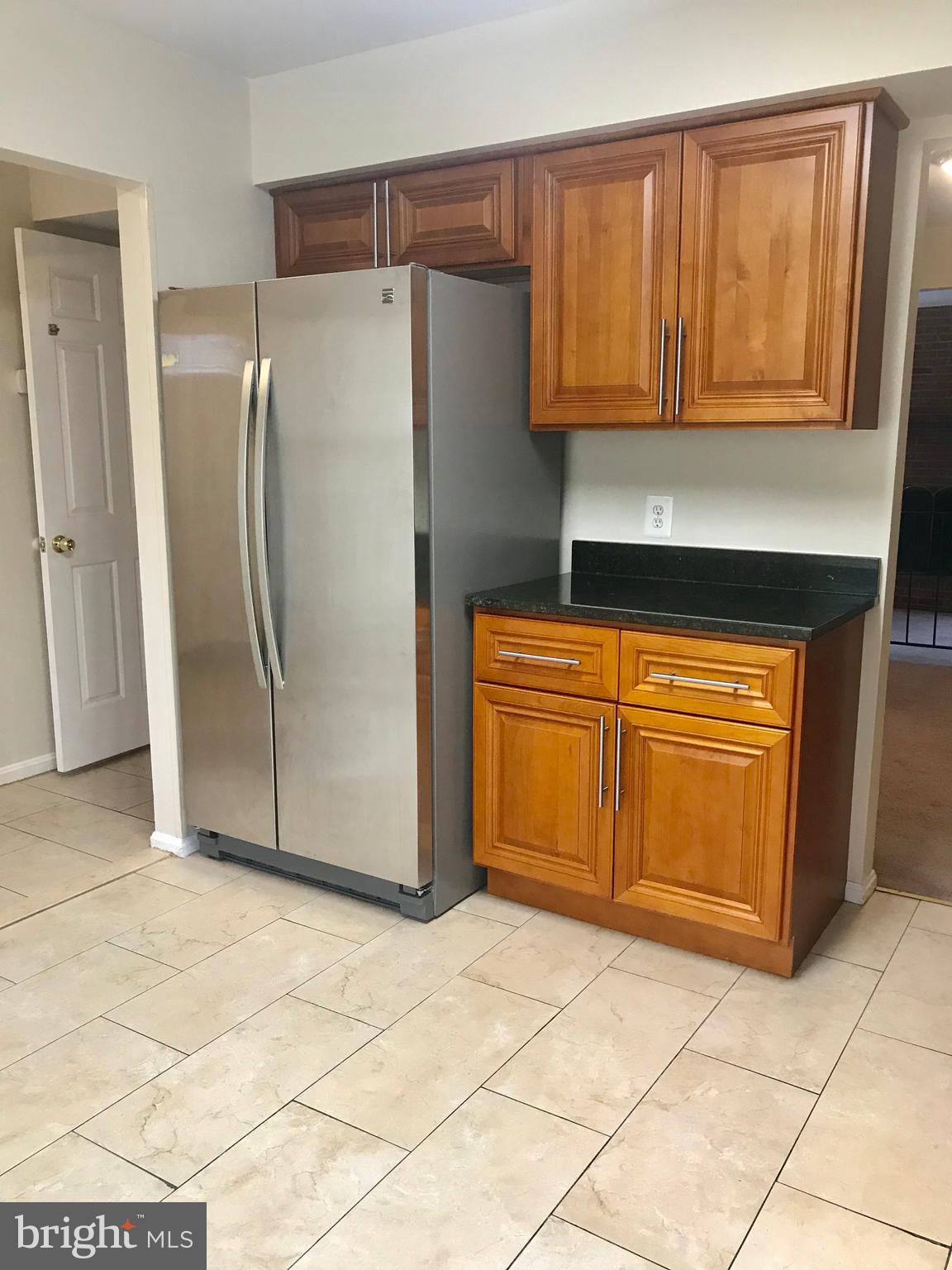 LAYHILL SQUARE - Residential Lease