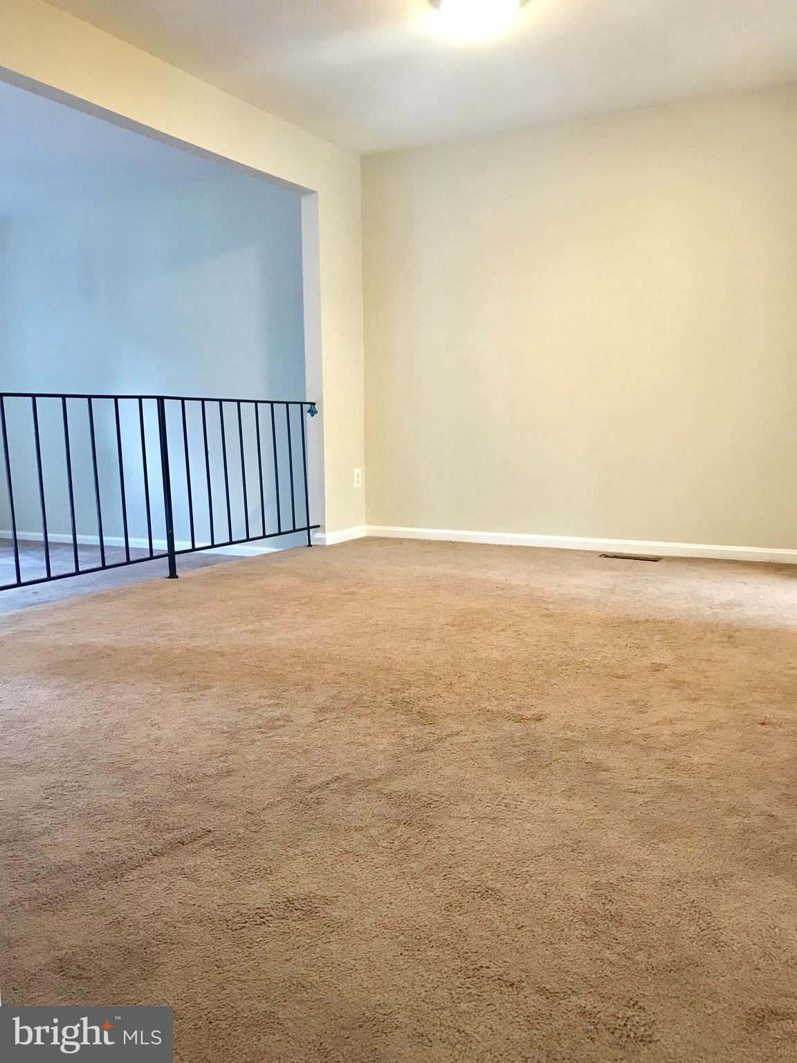 LAYHILL SQUARE - Residential Lease