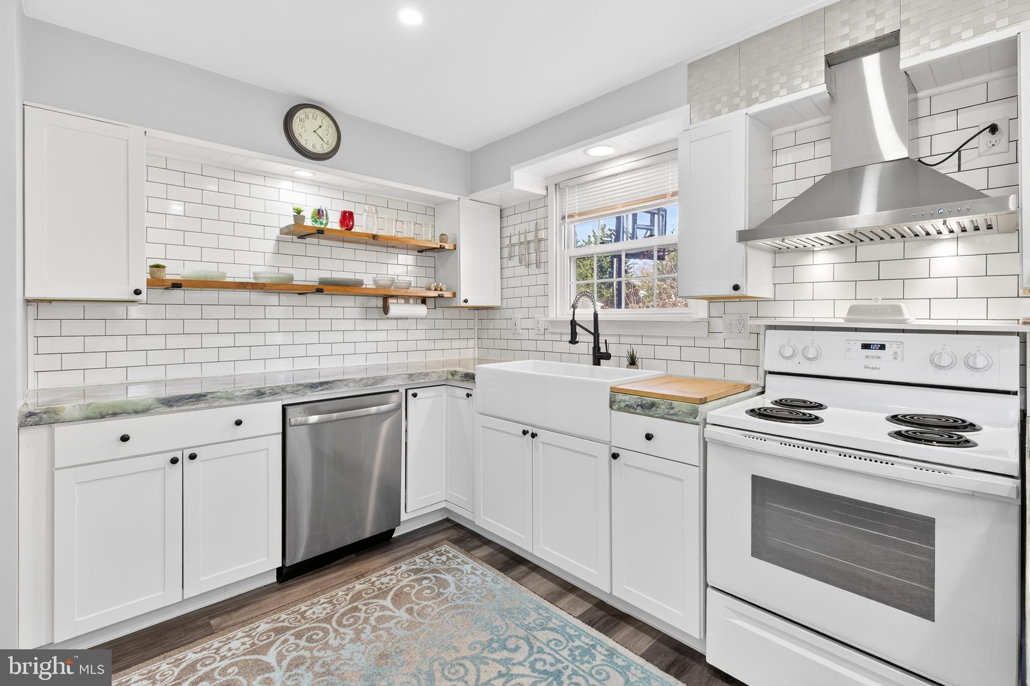 1921 SAINT REGIS LANE