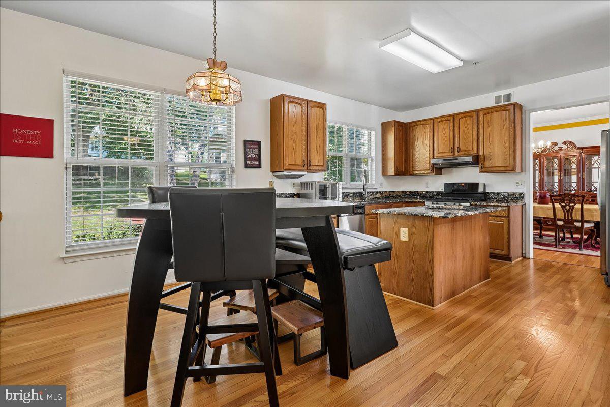 10606 BIRDIE LANE