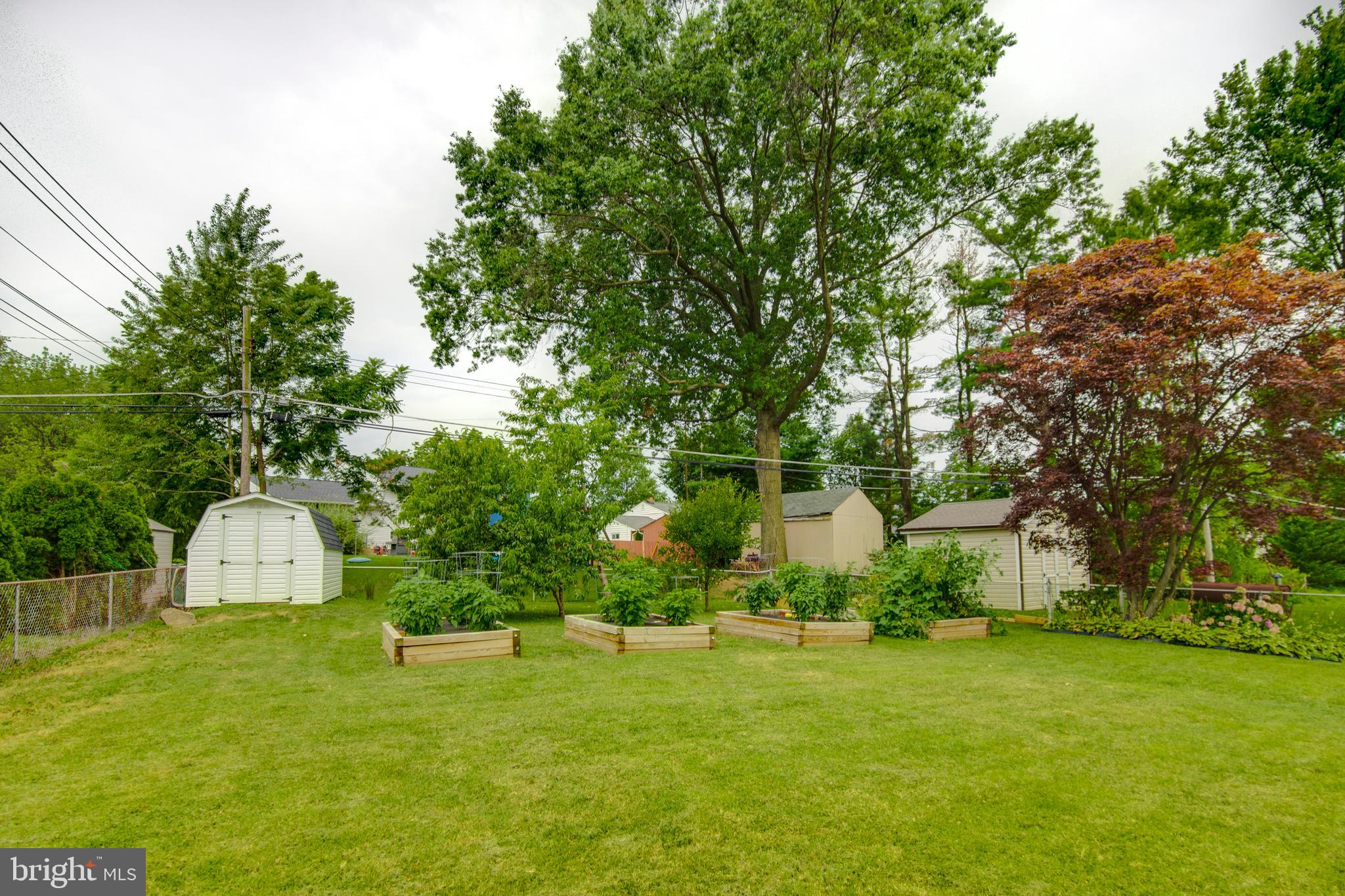 DULANEY VILLAGE - Residential