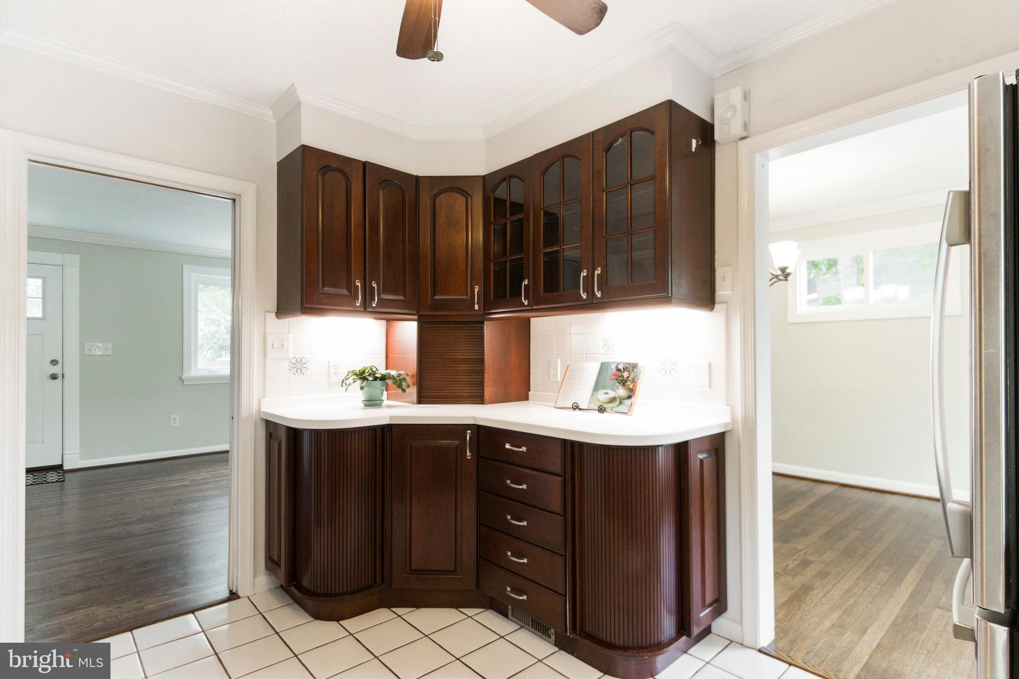 DULANEY VILLAGE - Residential