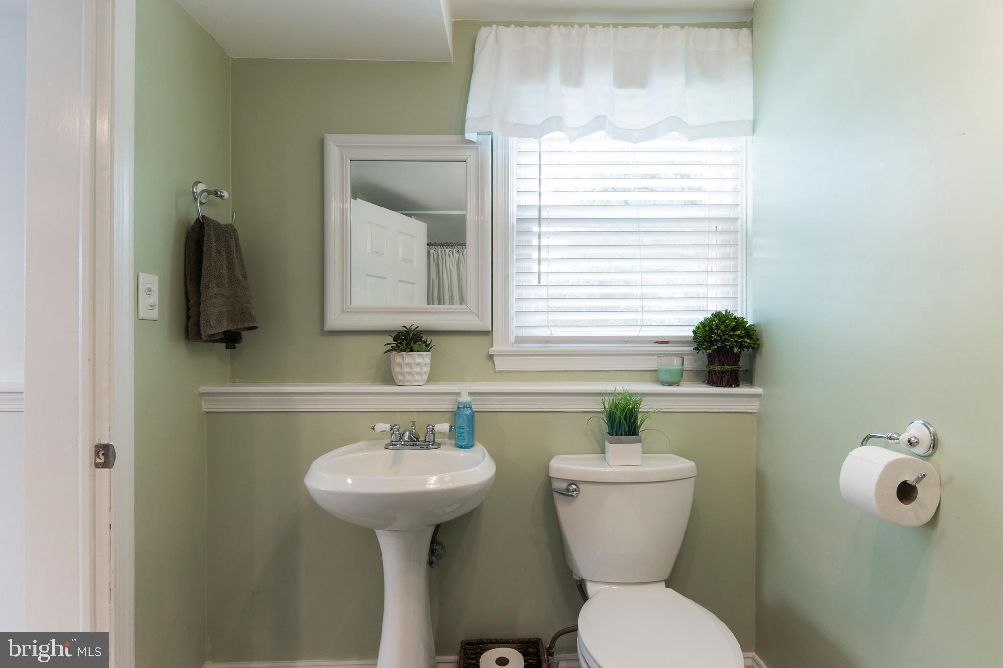 DULANEY VILLAGE - Residential