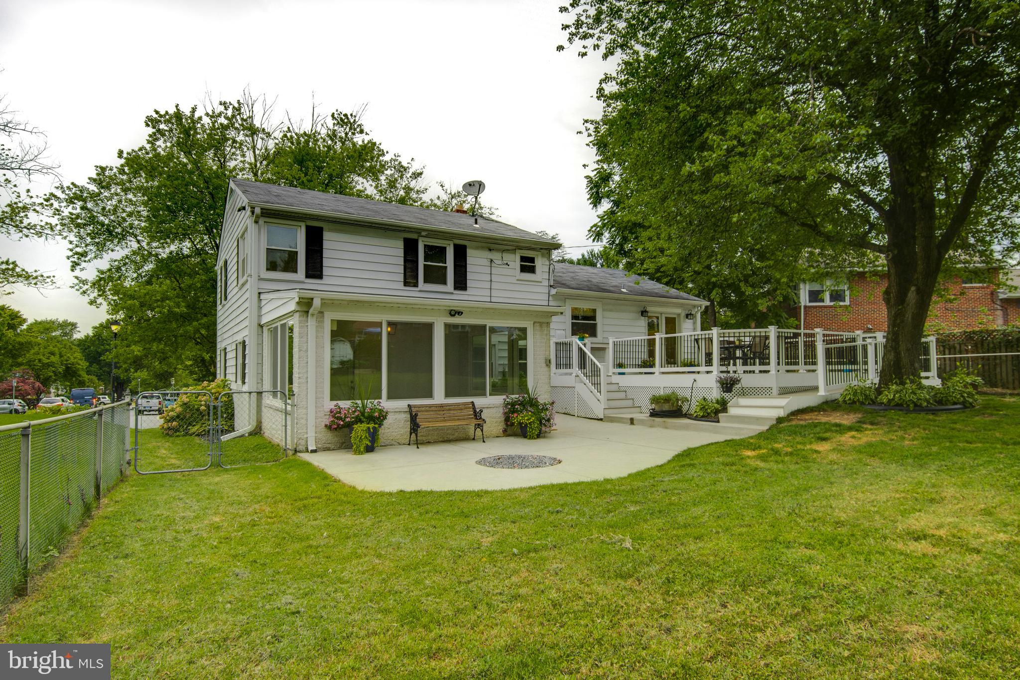 DULANEY VILLAGE - Residential