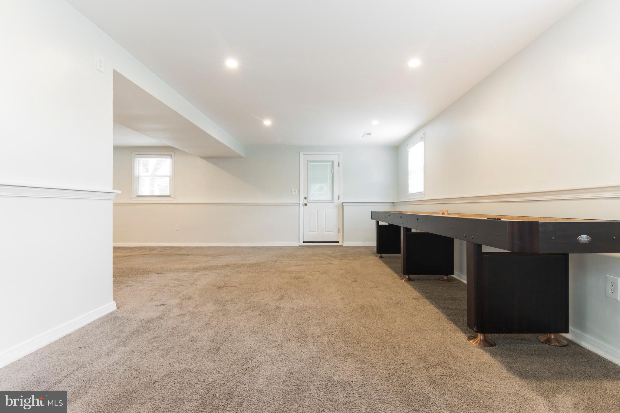 DULANEY VILLAGE - Residential