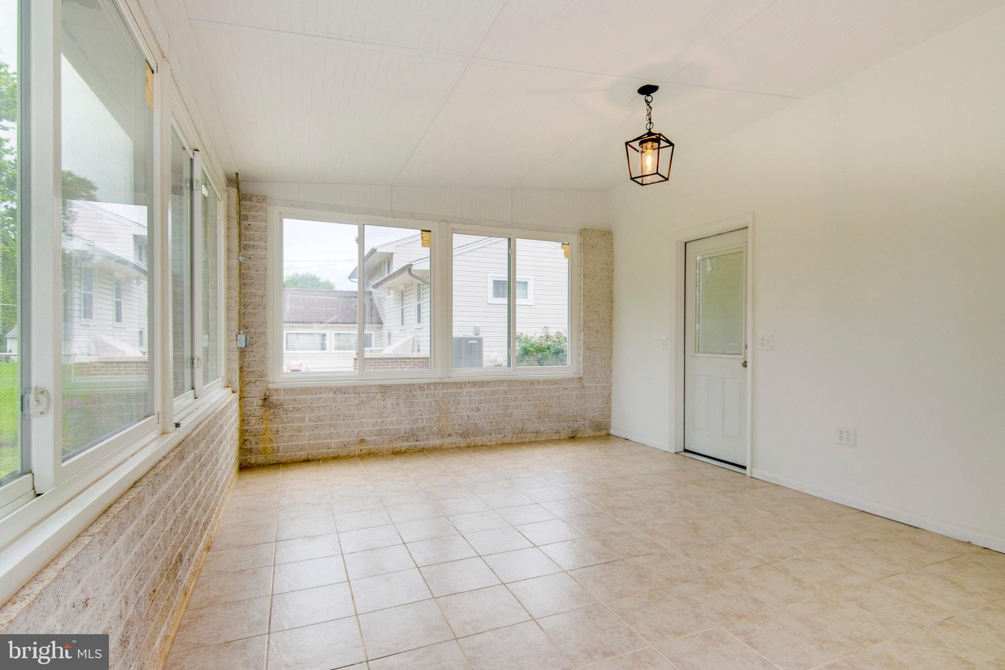 DULANEY VILLAGE - Residential