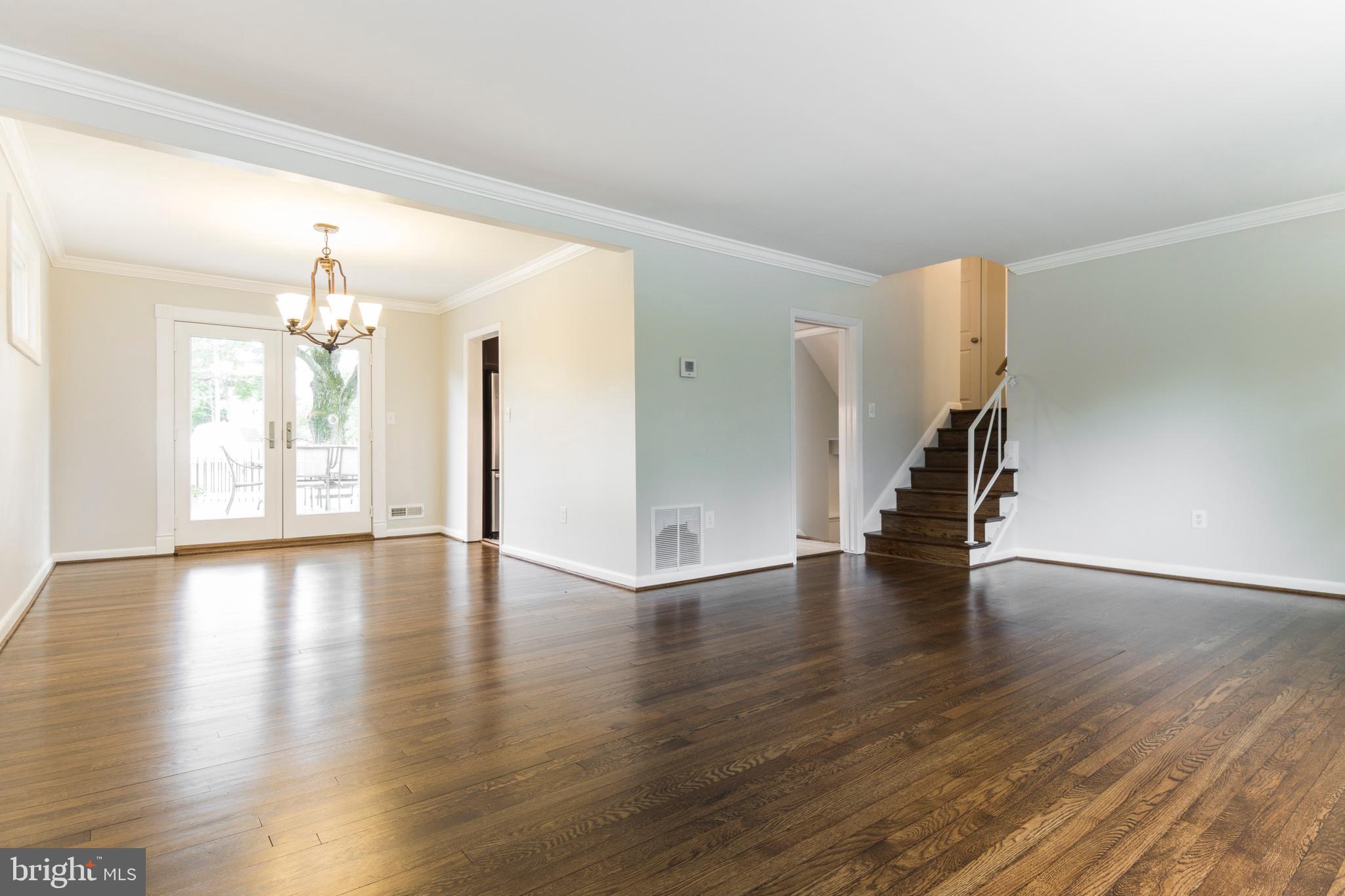 DULANEY VILLAGE - Residential