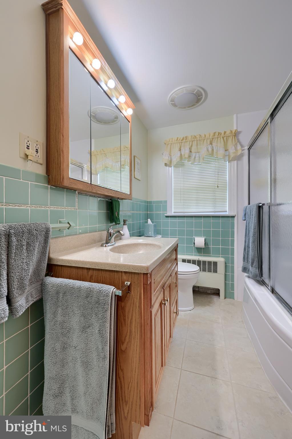 STURBRIDGE VILLAGE - Residential