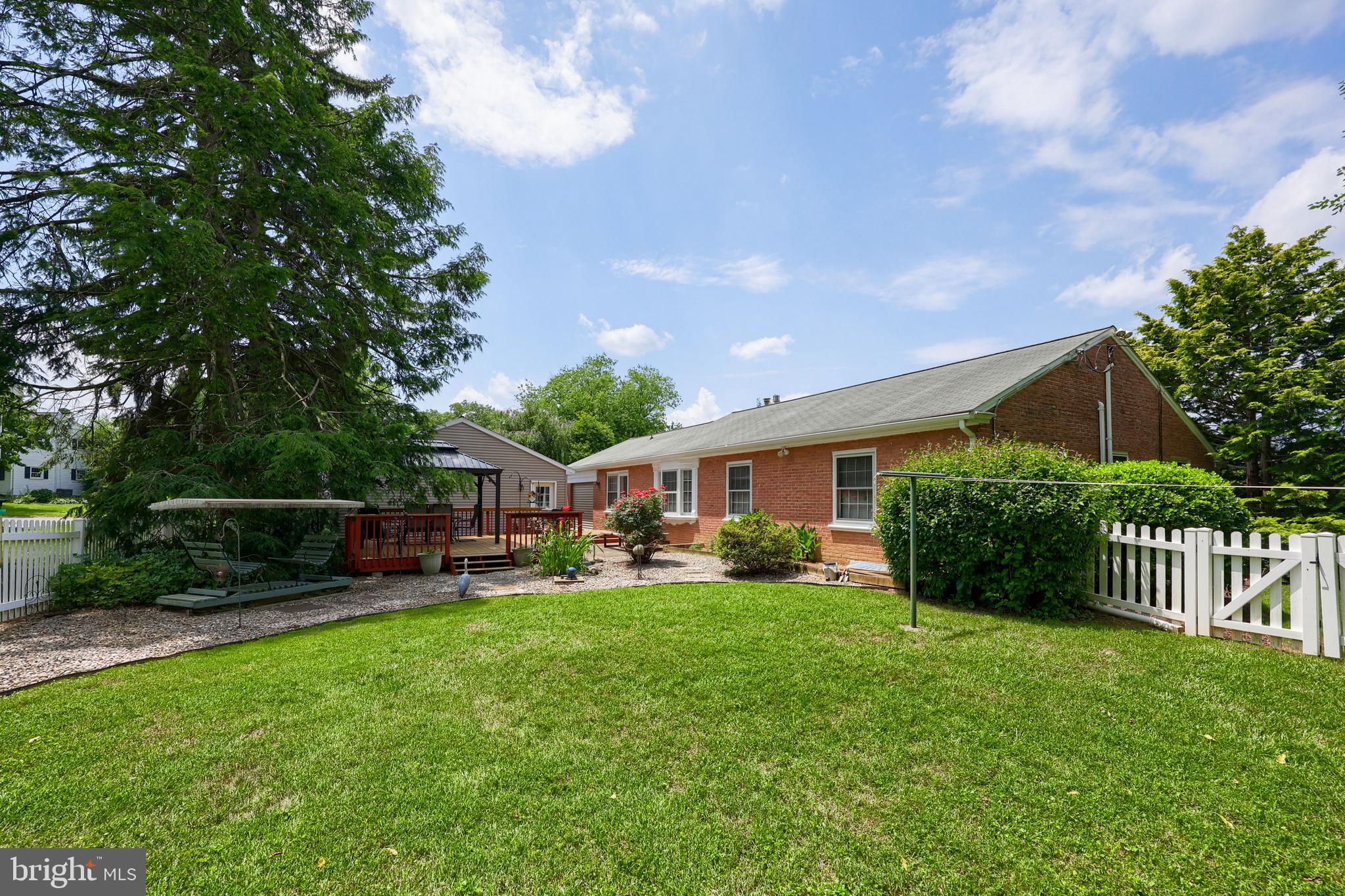 STURBRIDGE VILLAGE - Residential