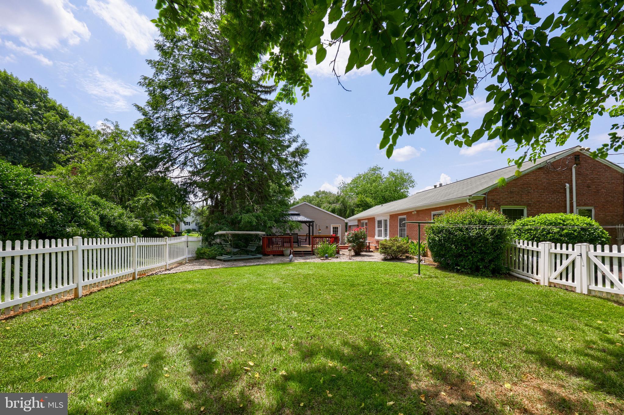 STURBRIDGE VILLAGE - Residential