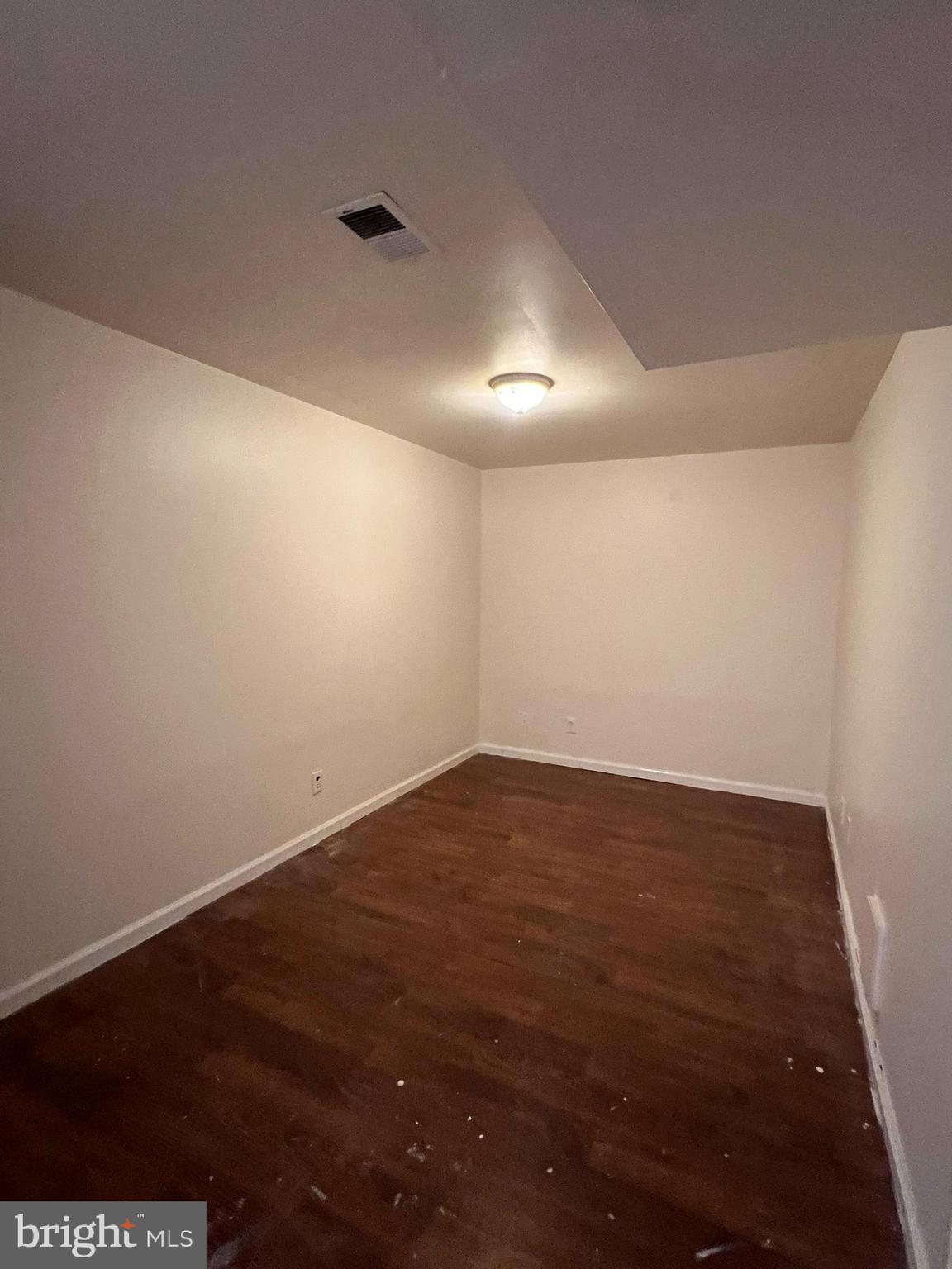 MILLS FARM - Residential Lease