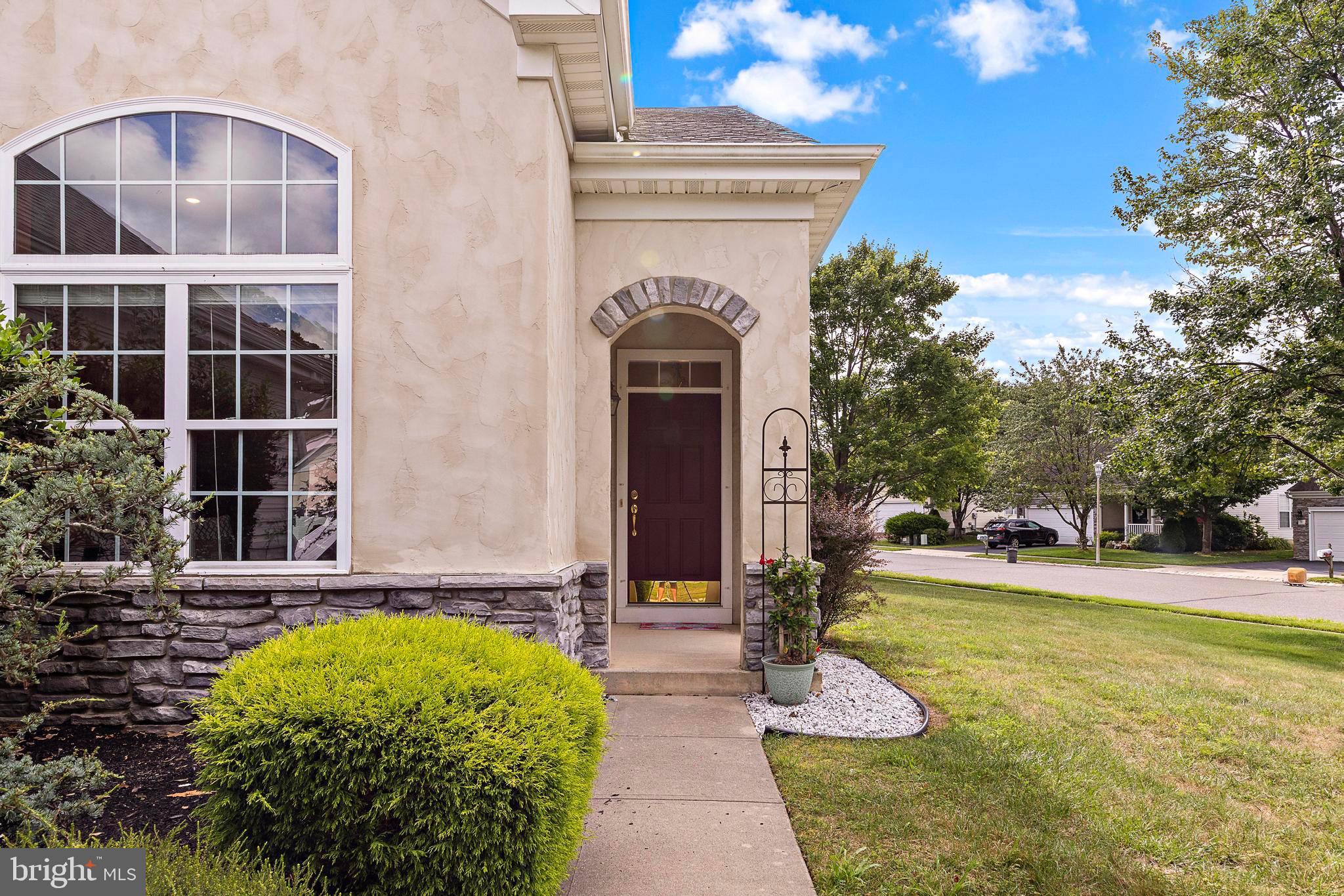 48 MAYPORT COURT