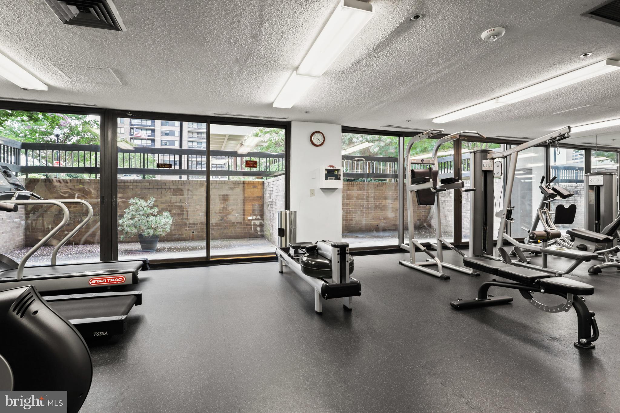 SKYLINE SQUARE CONDO - Residential