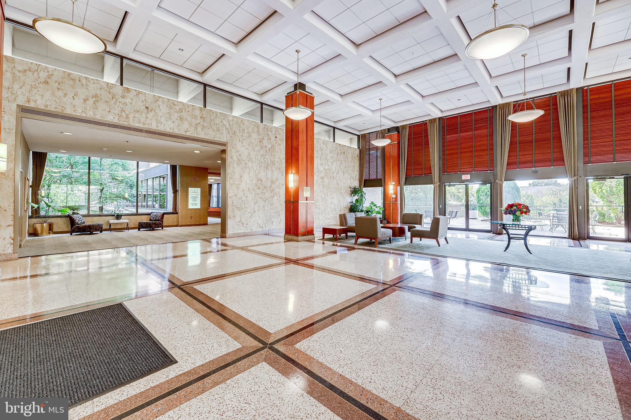 SKYLINE SQUARE CONDO - Residential