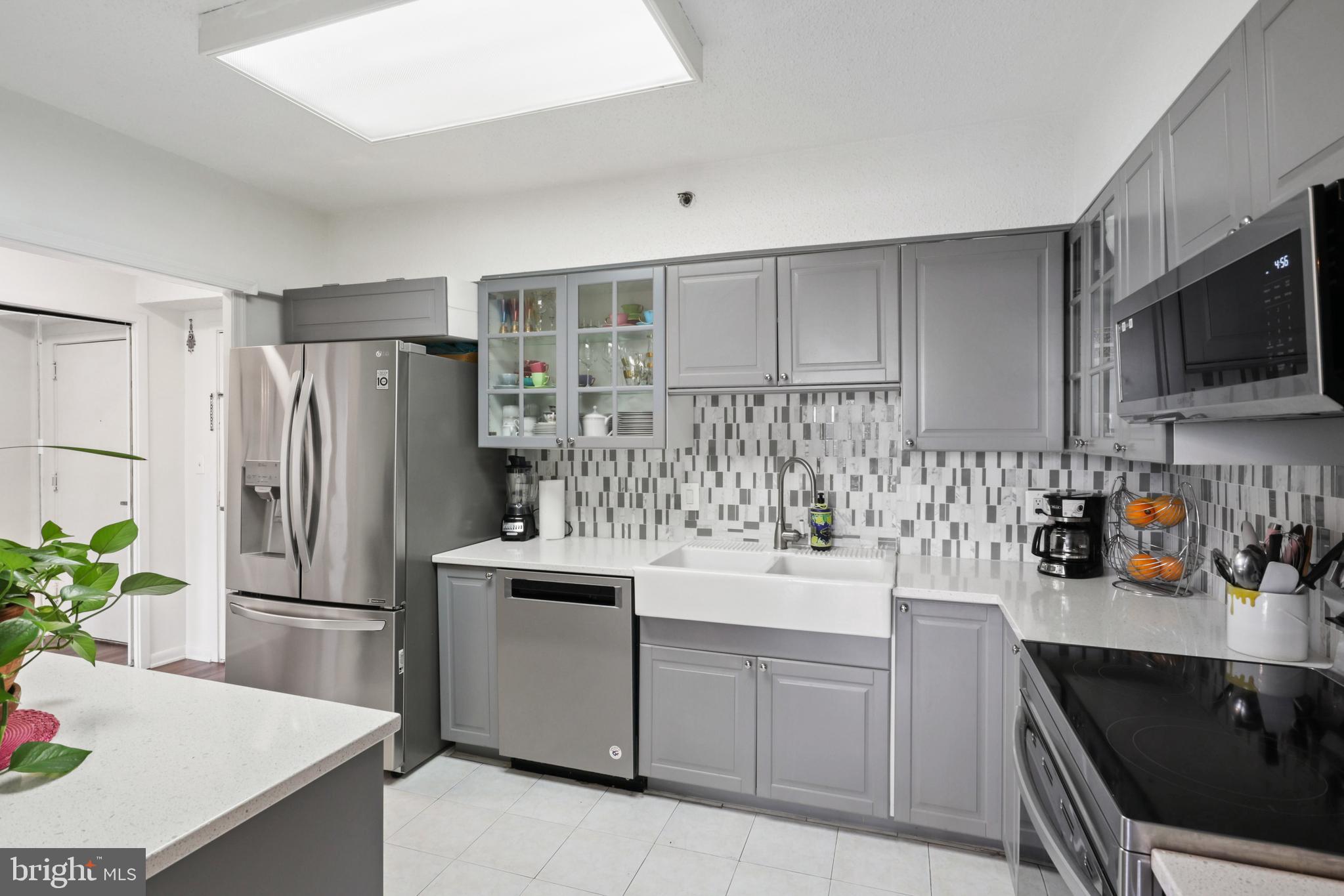 5505 SEMINARY ROAD 1306N