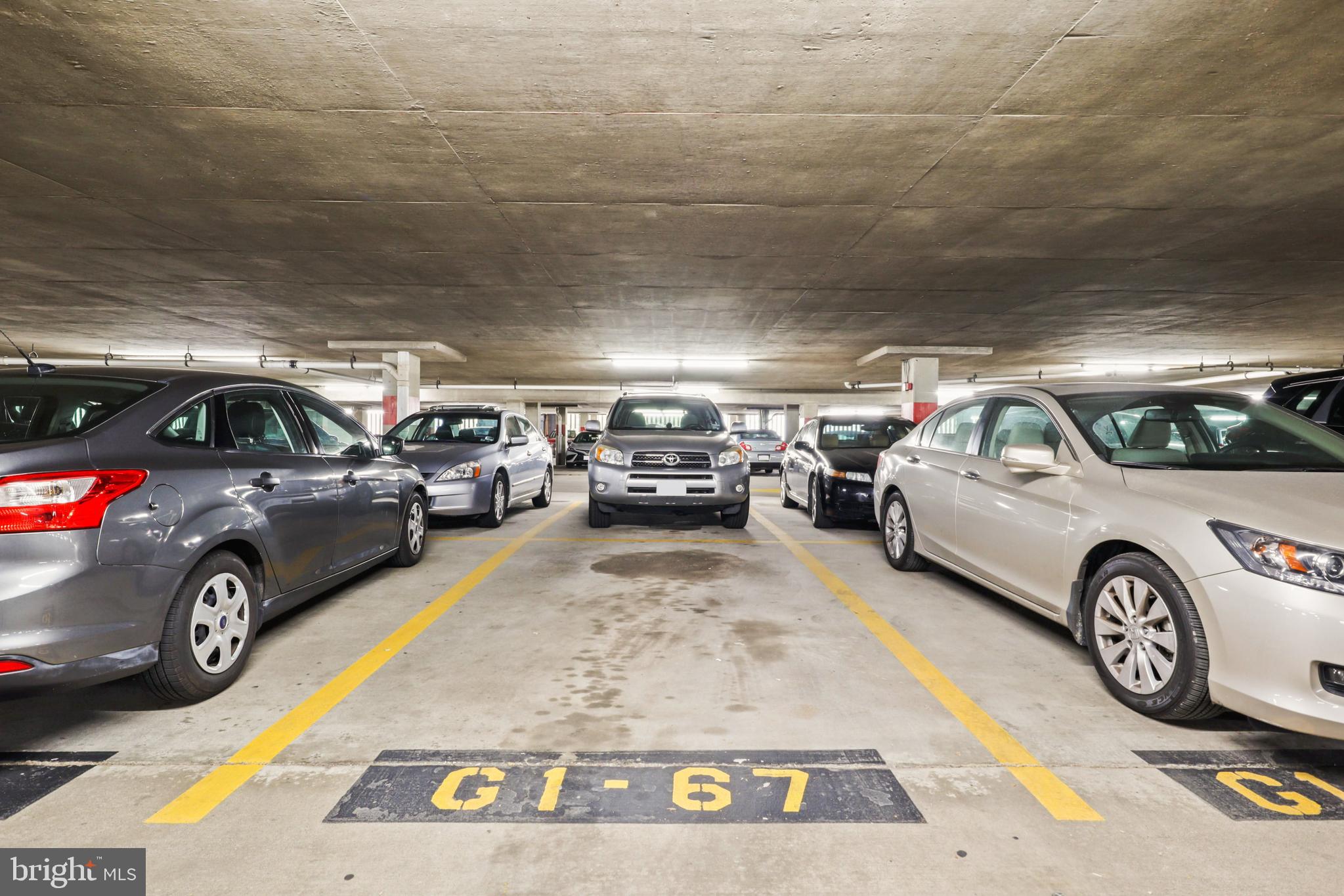 SKYLINE SQUARE CONDO - Residential