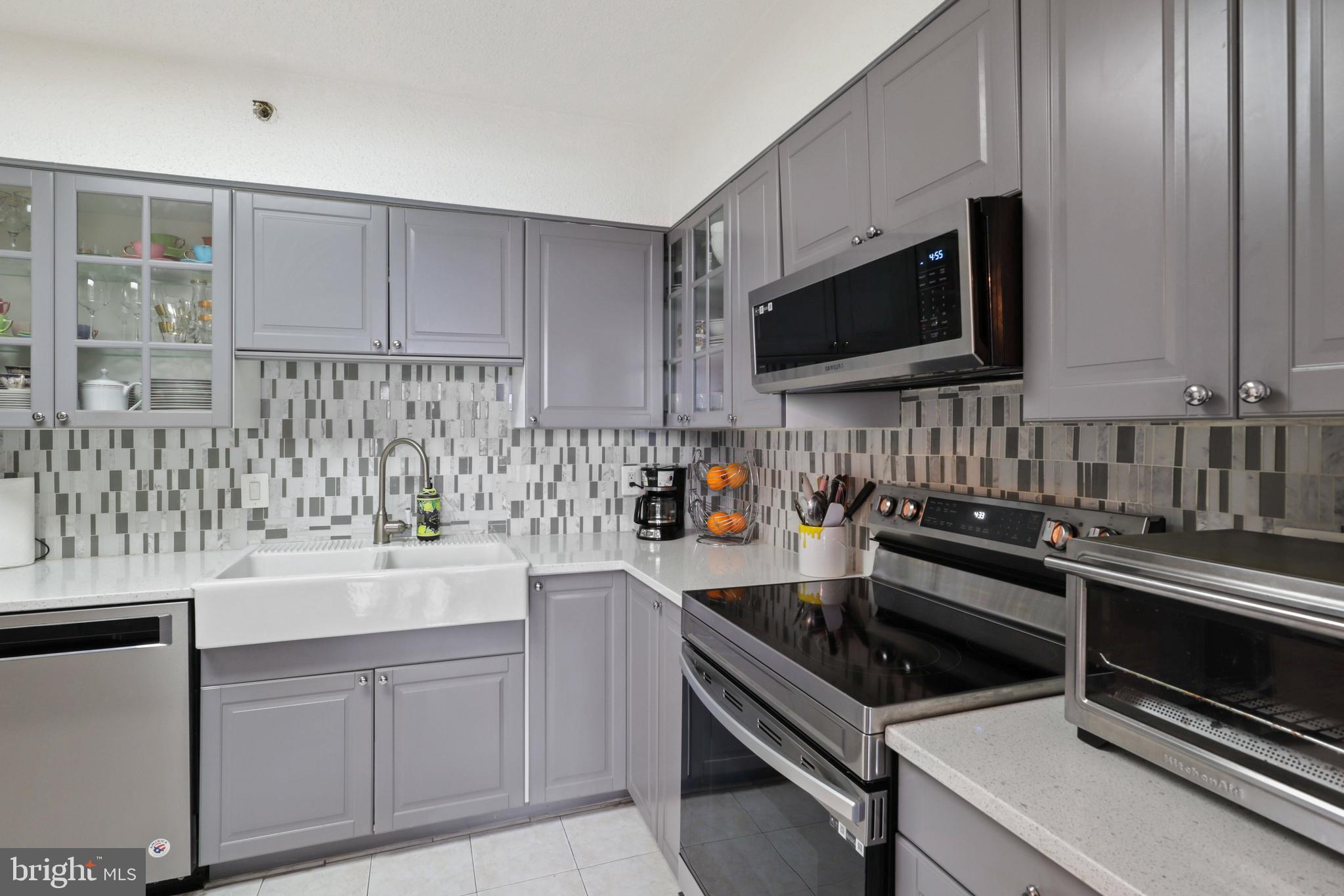 5505 SEMINARY ROAD 1306N