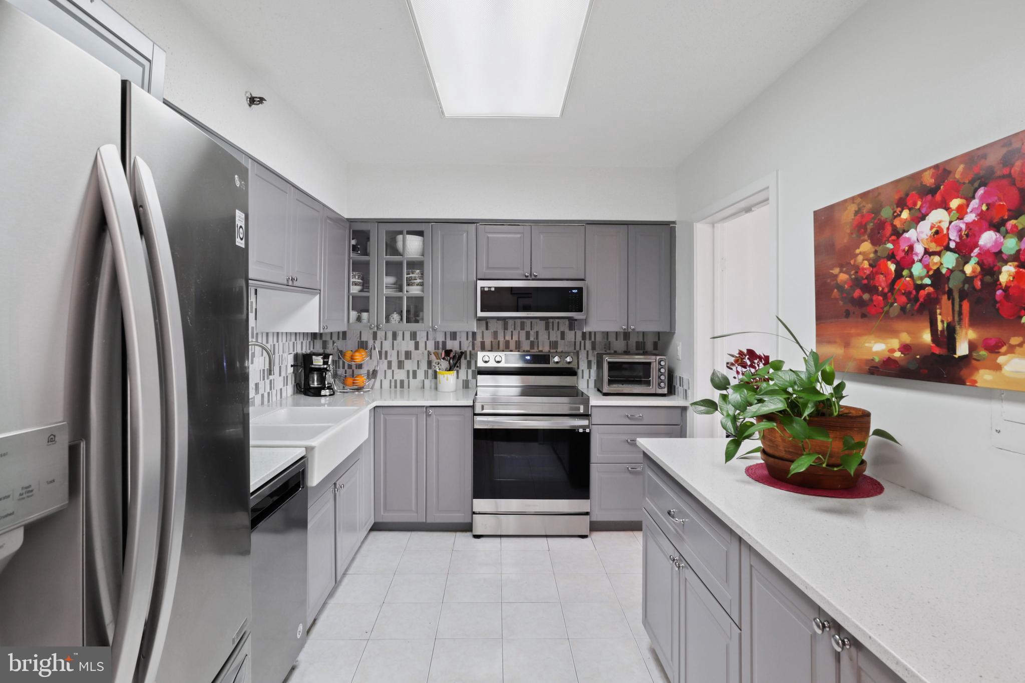 5505 SEMINARY ROAD 1306N