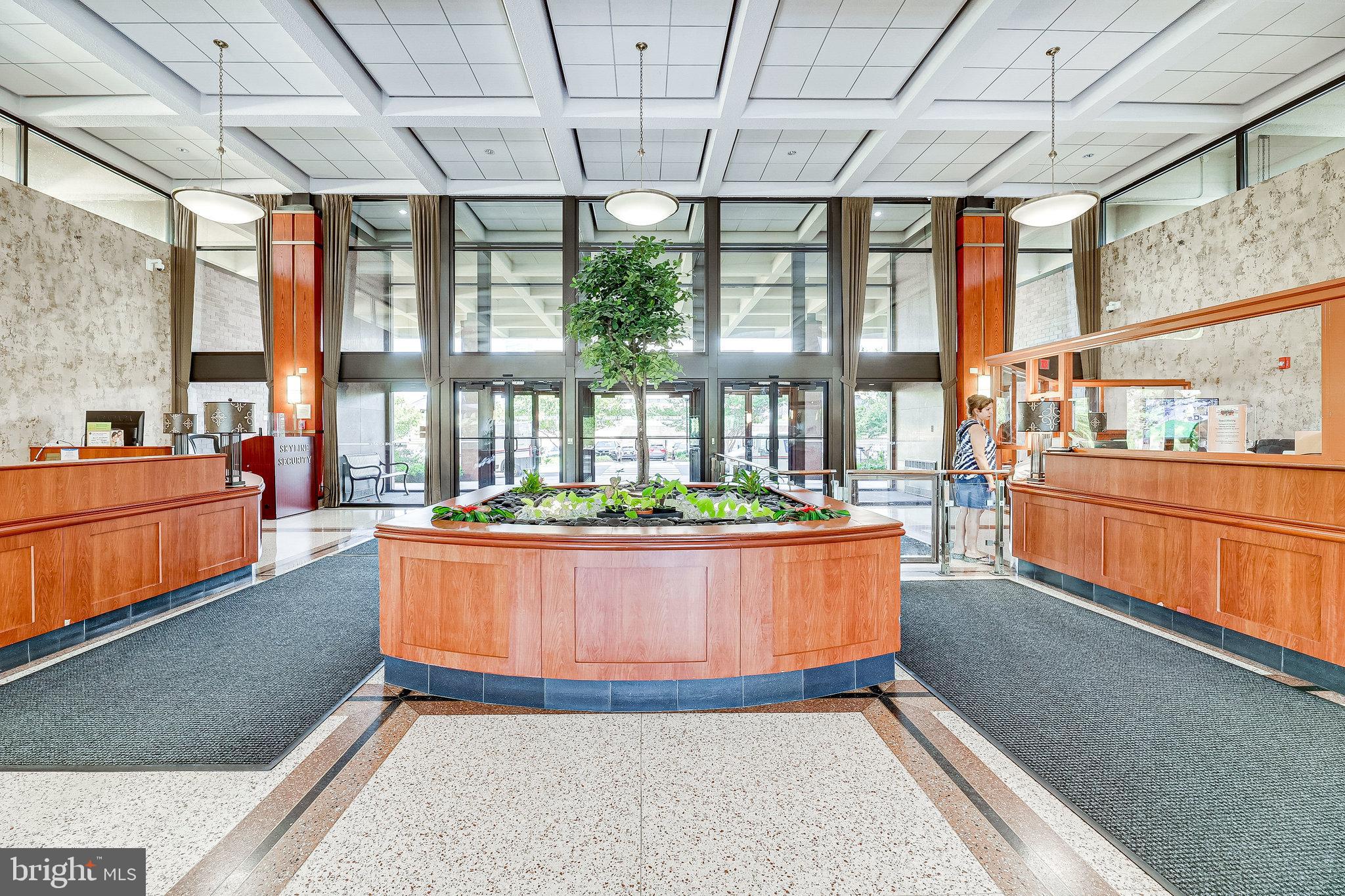 SKYLINE SQUARE CONDO - Residential