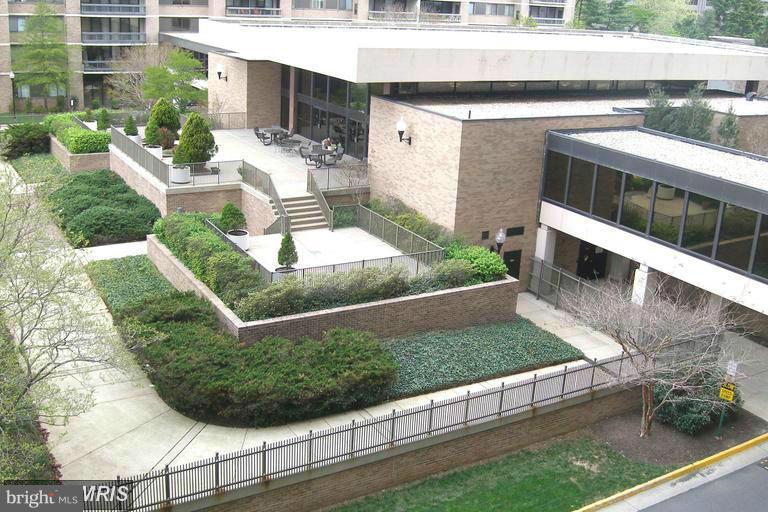 SKYLINE SQUARE CONDO - Residential