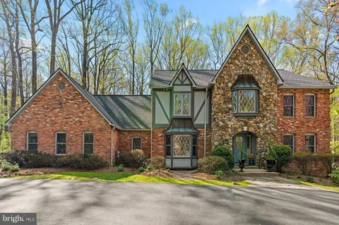 200 Ashcroft Court, Ashton, MD MLS: MDMC2198704