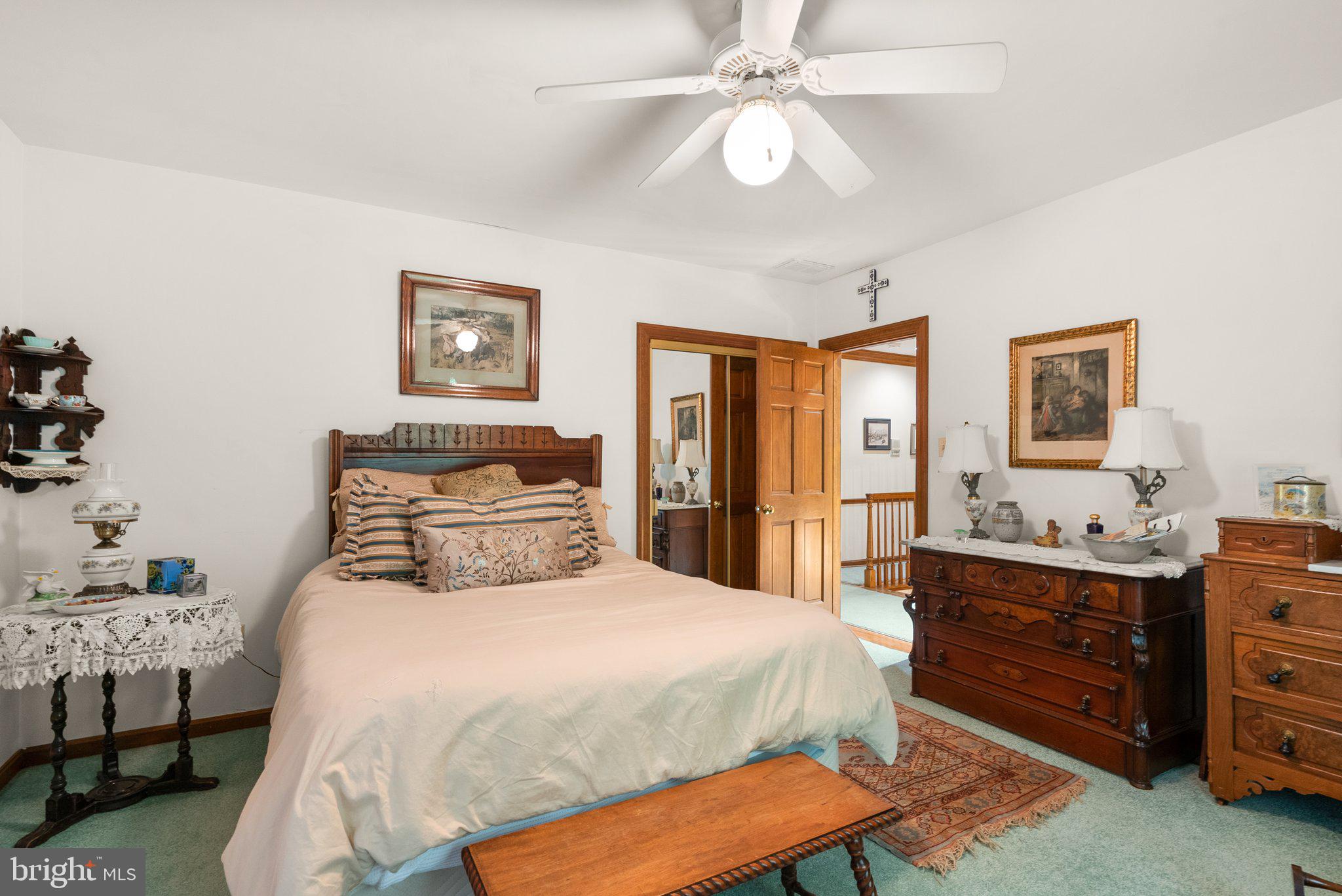 ASHTON OAKS - Residential