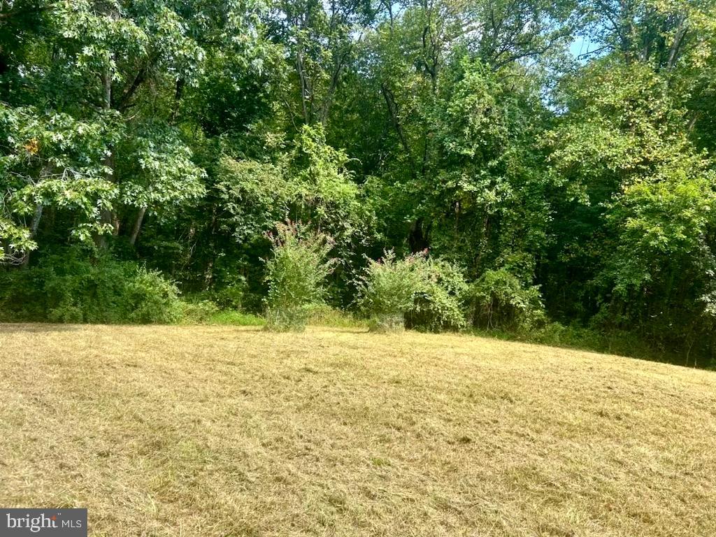 ASHTON OAKS - Residential