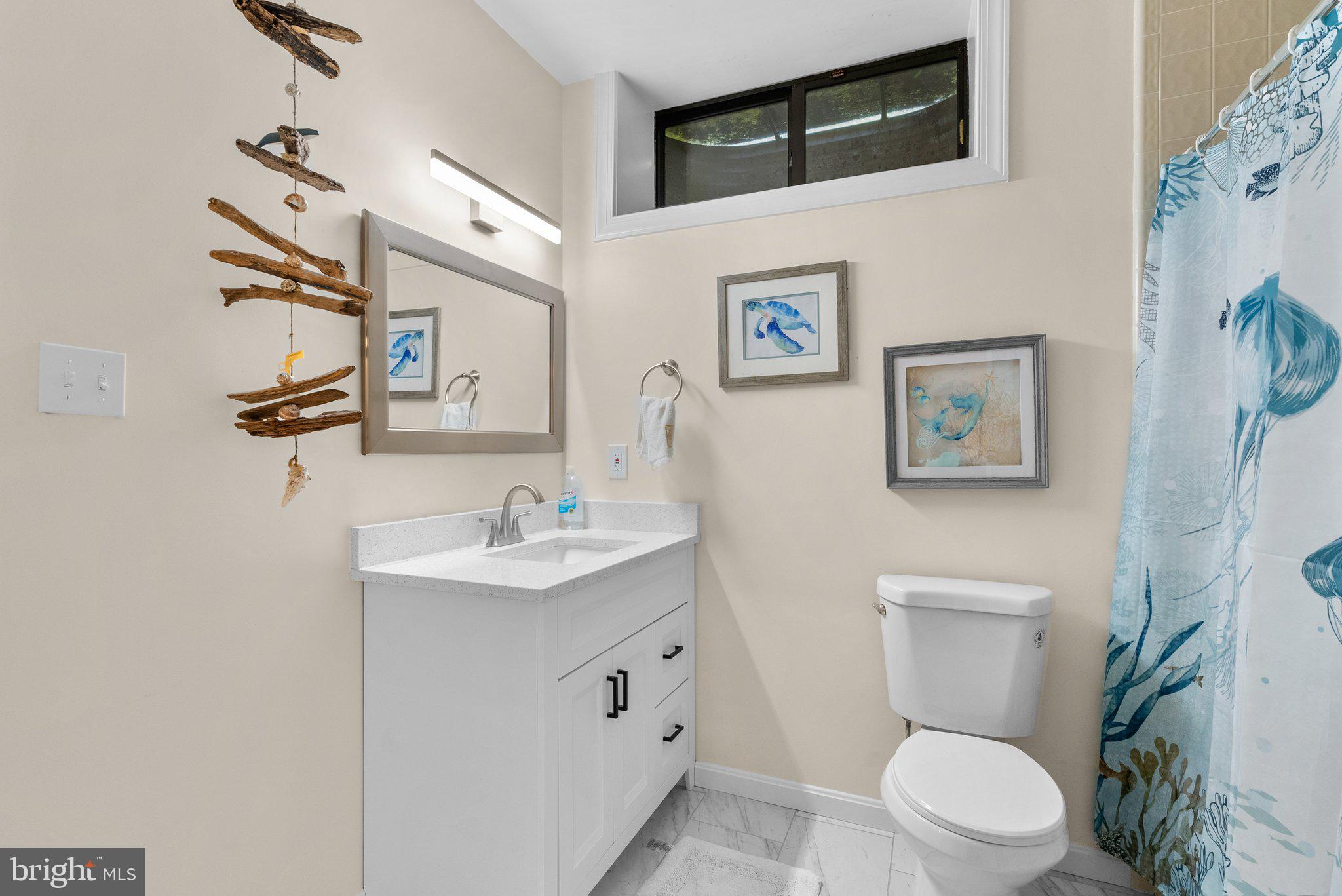 ASHTON OAKS - Residential