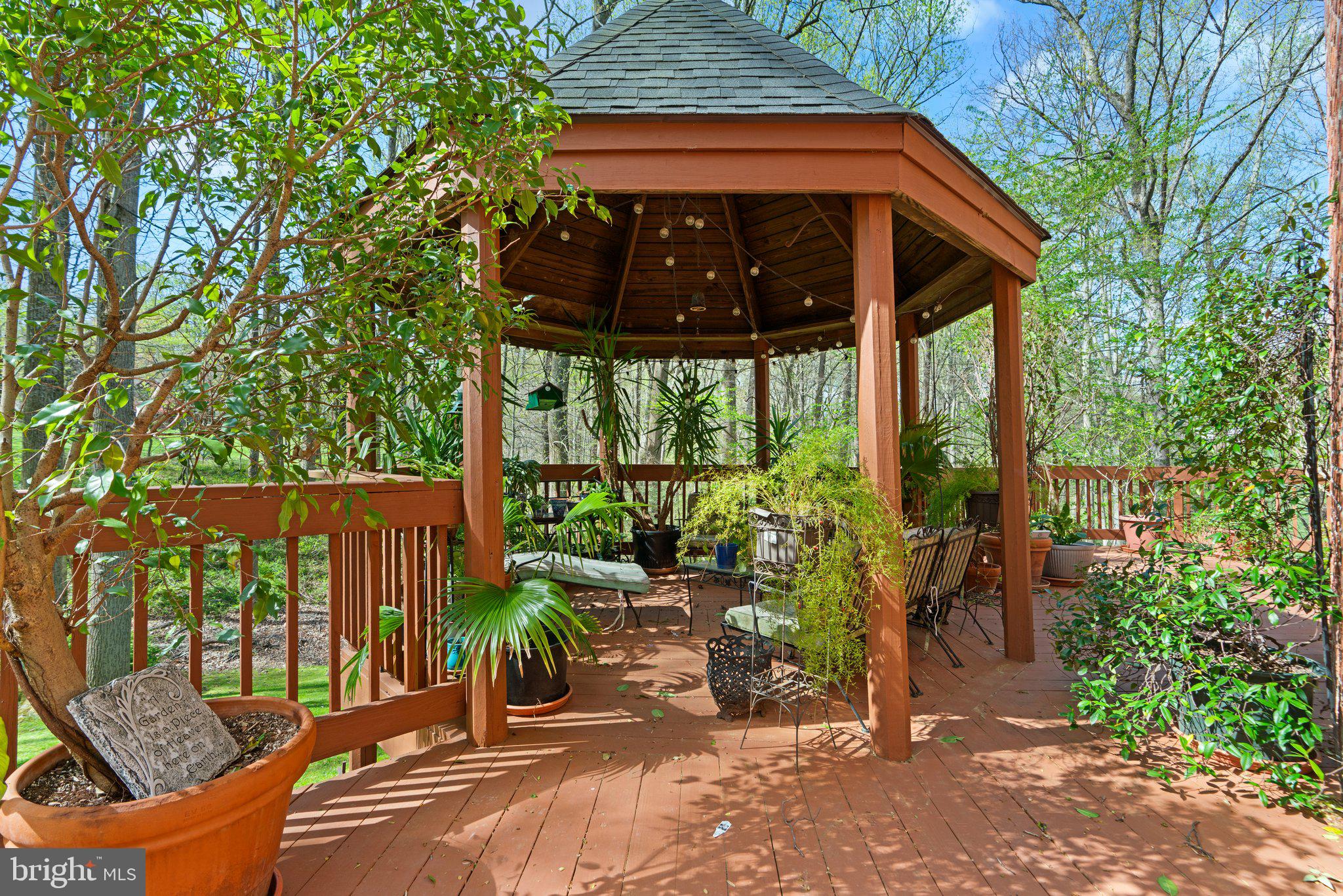 ASHTON OAKS - Residential