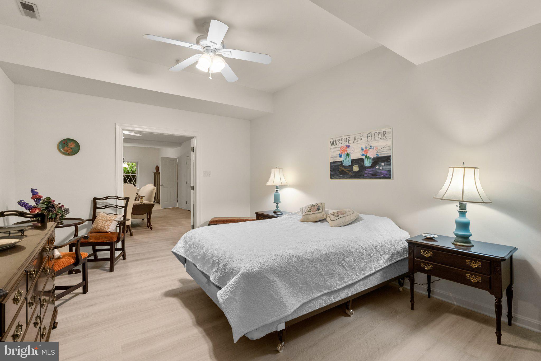 ASHTON OAKS - Residential