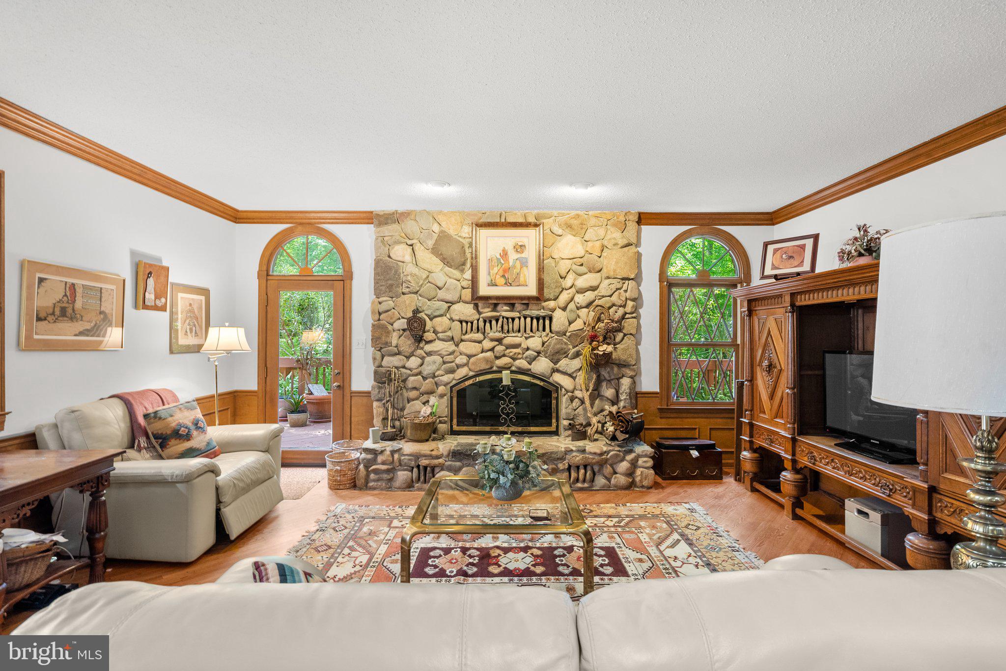 ASHTON OAKS - Residential