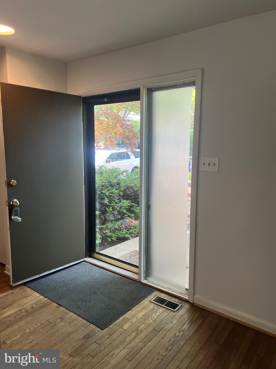 GOLF COURSE SQUARE - Residential Lease