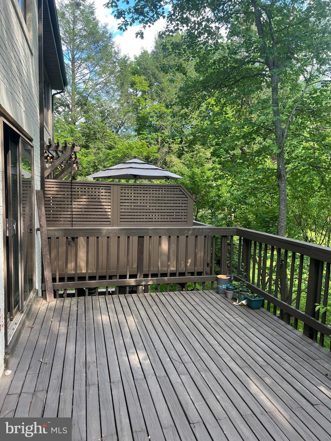 GOLF COURSE SQUARE - Residential Lease