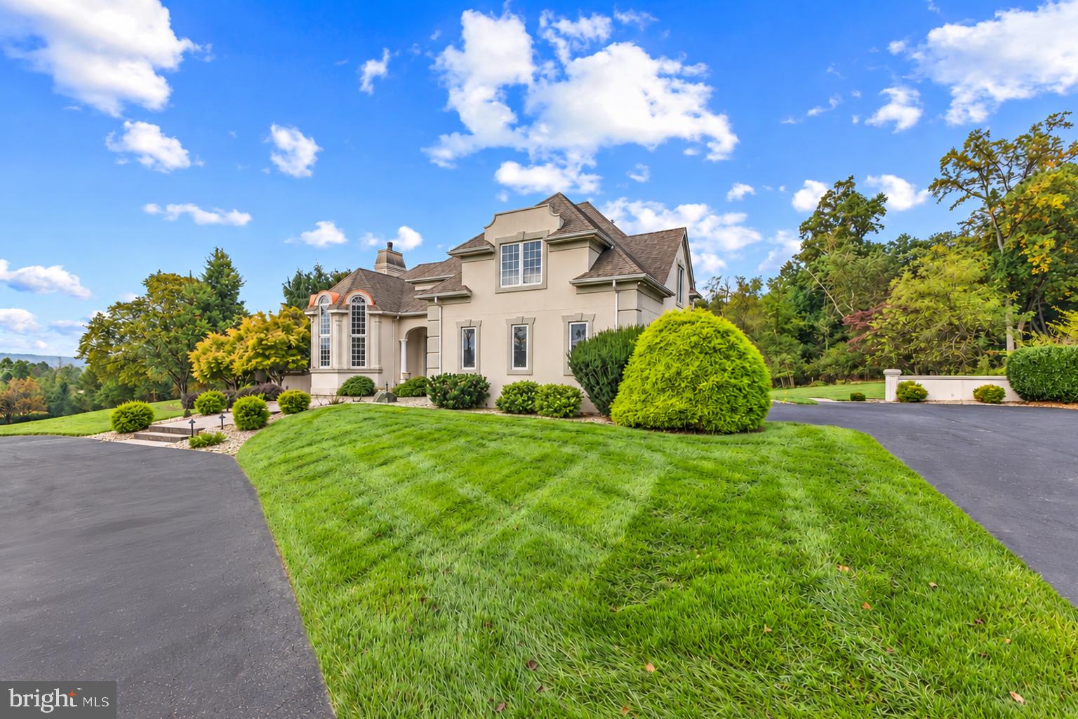 4013 CLOVERLAND DRIVE