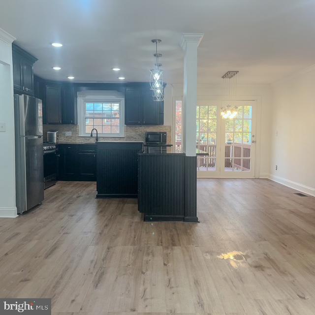 14878 LAMBETH SQUARE