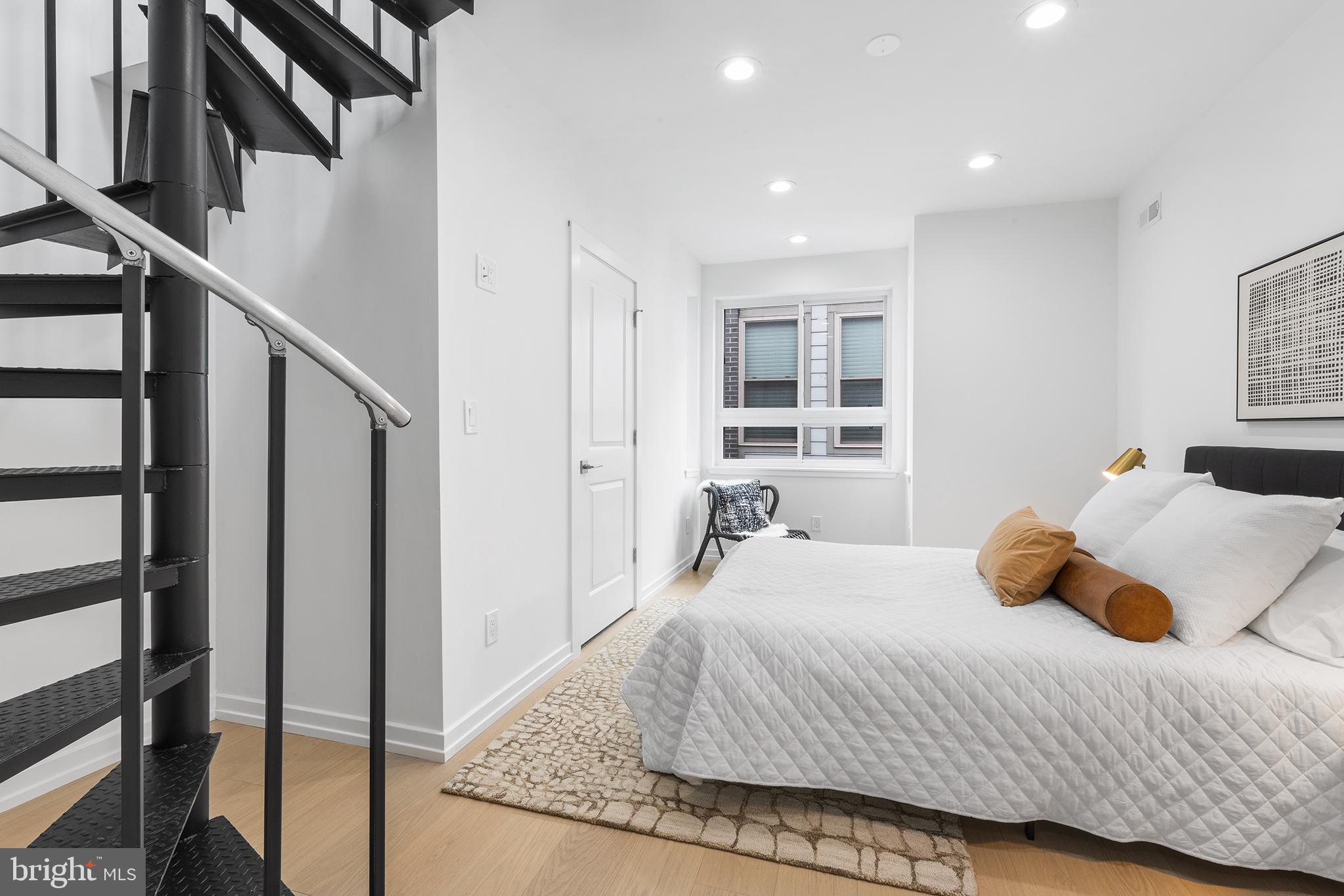 BELLA VISTA - Residential