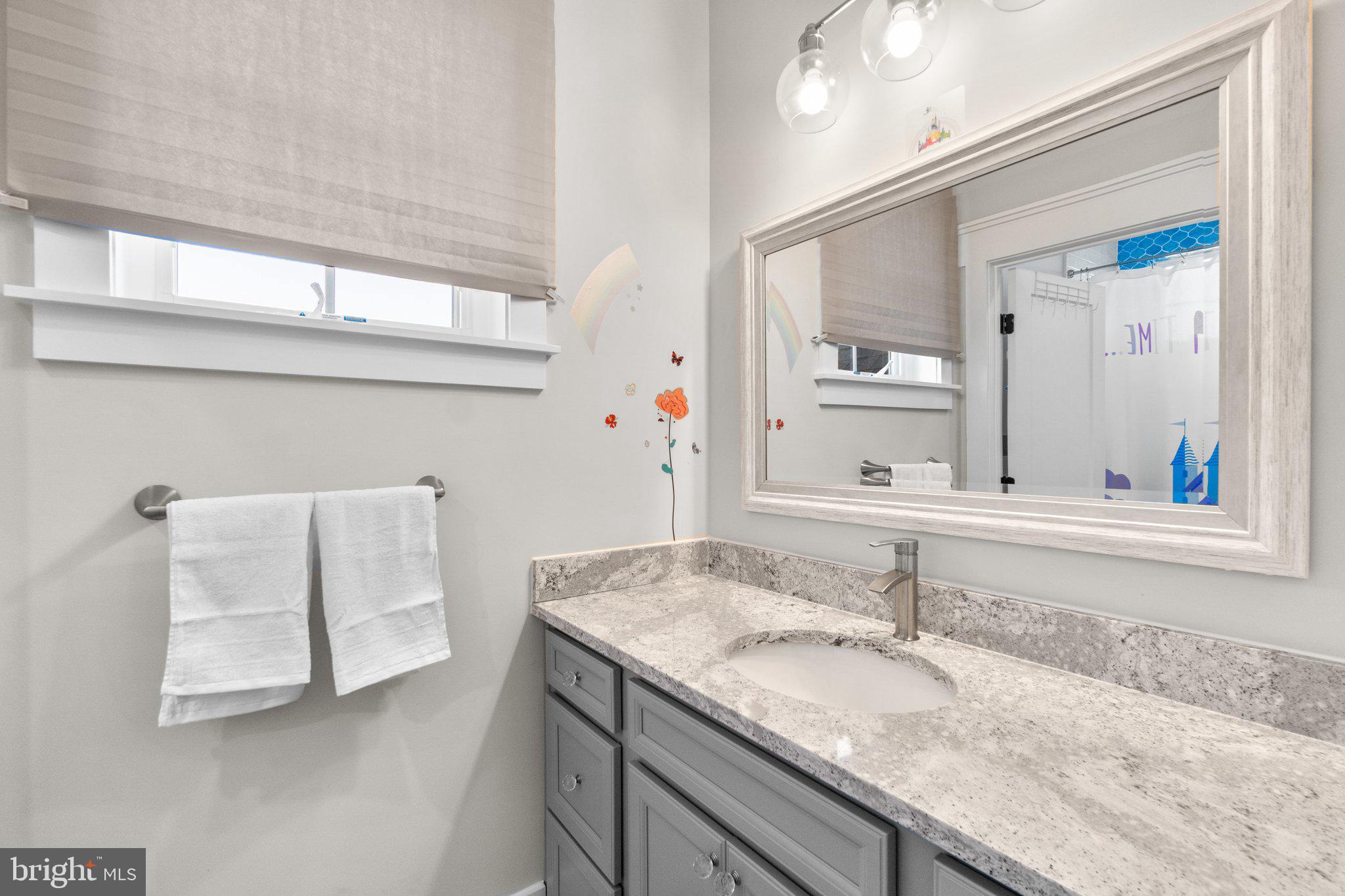 MIDDLETOWN - Residential