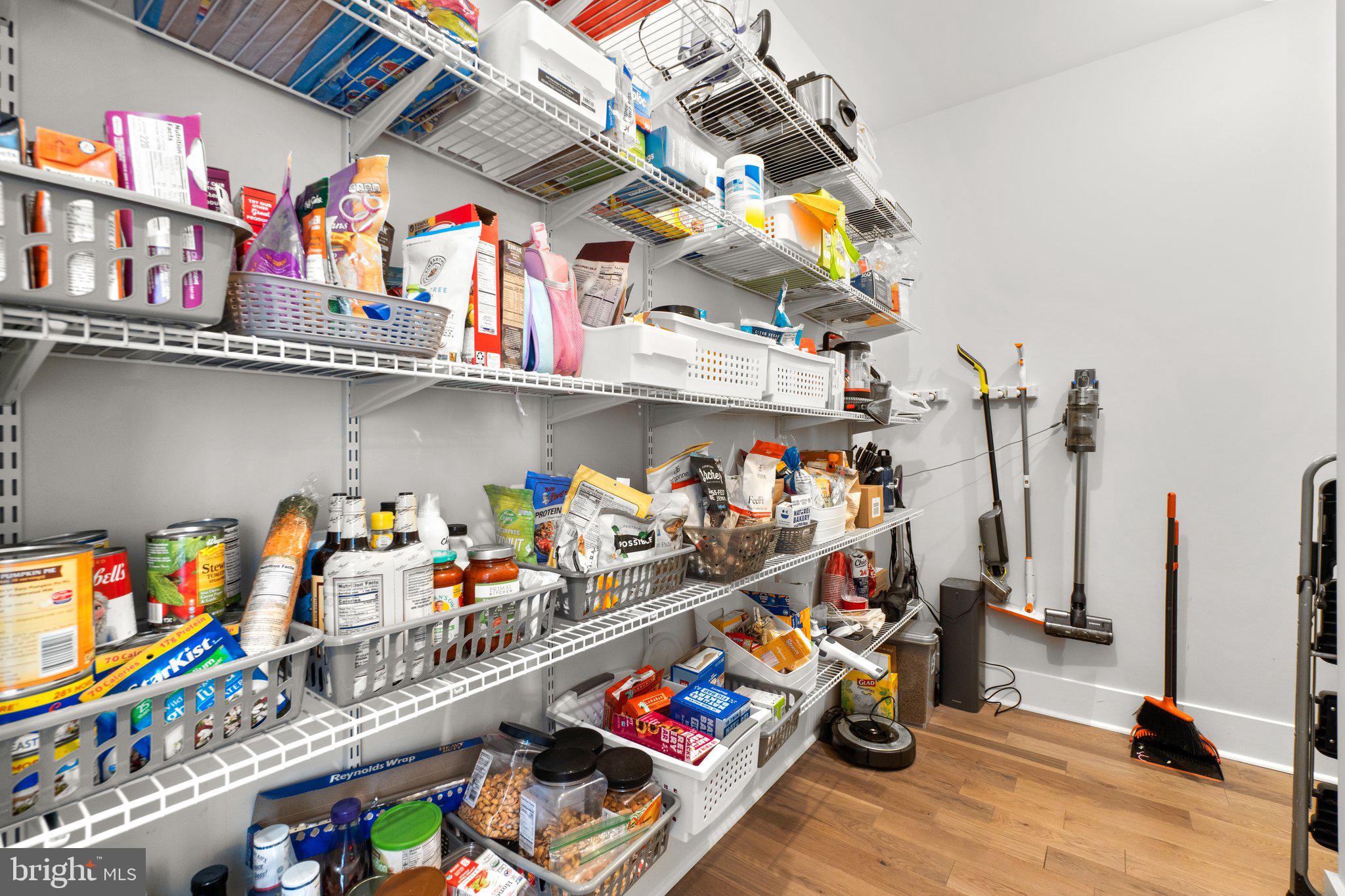 MIDDLETOWN - Residential