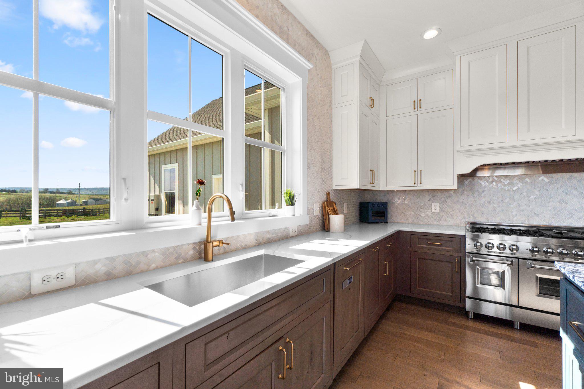 MIDDLETOWN - Residential