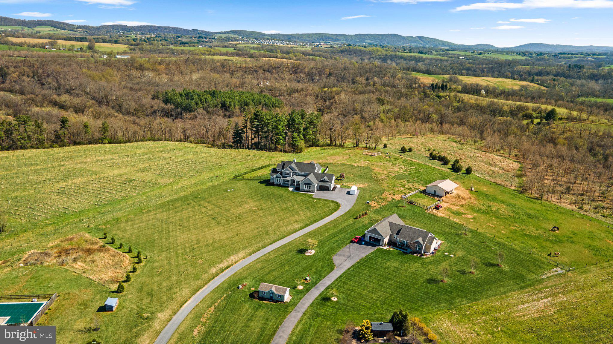 MIDDLETOWN - Residential