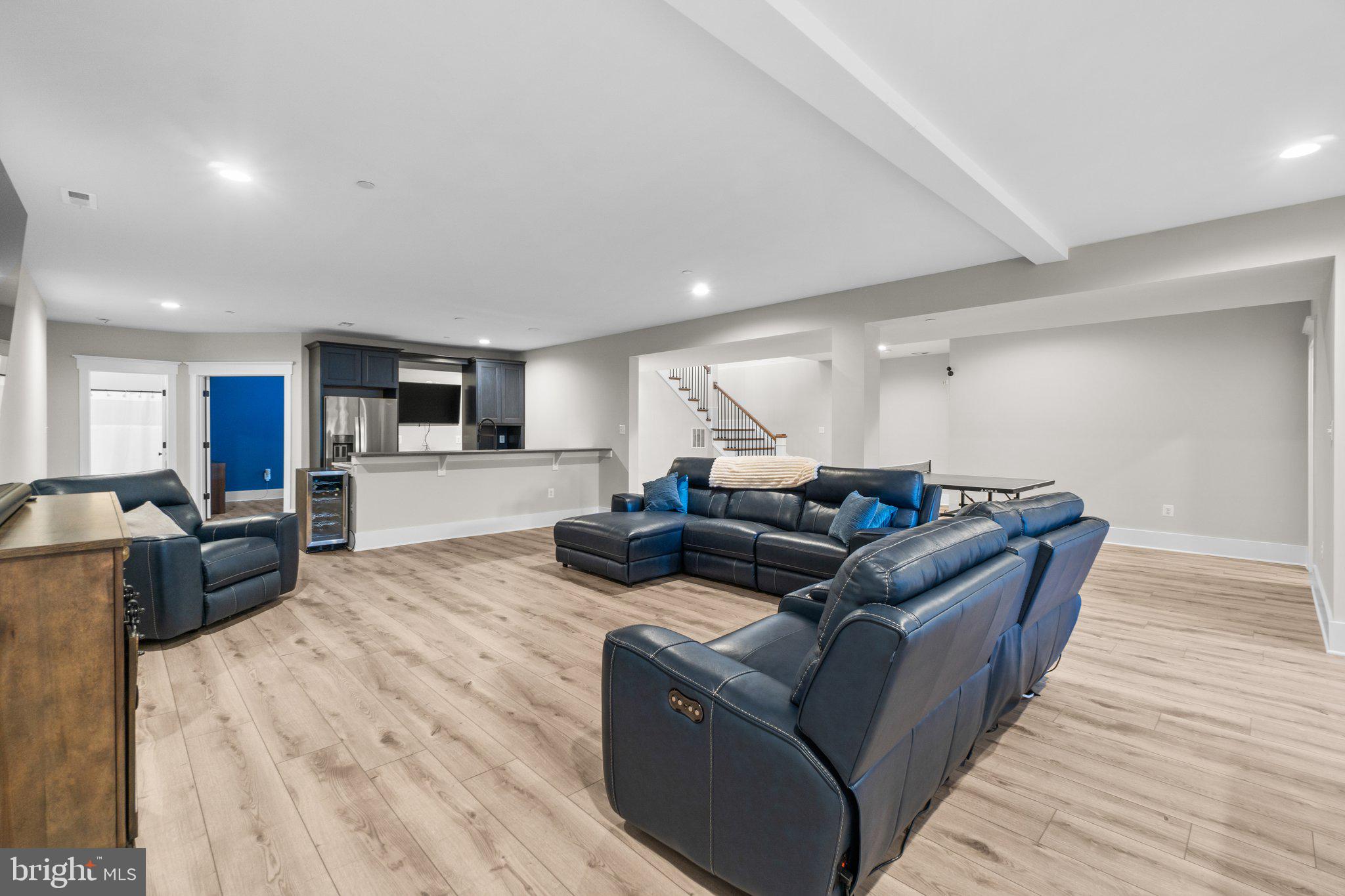 MIDDLETOWN - Residential