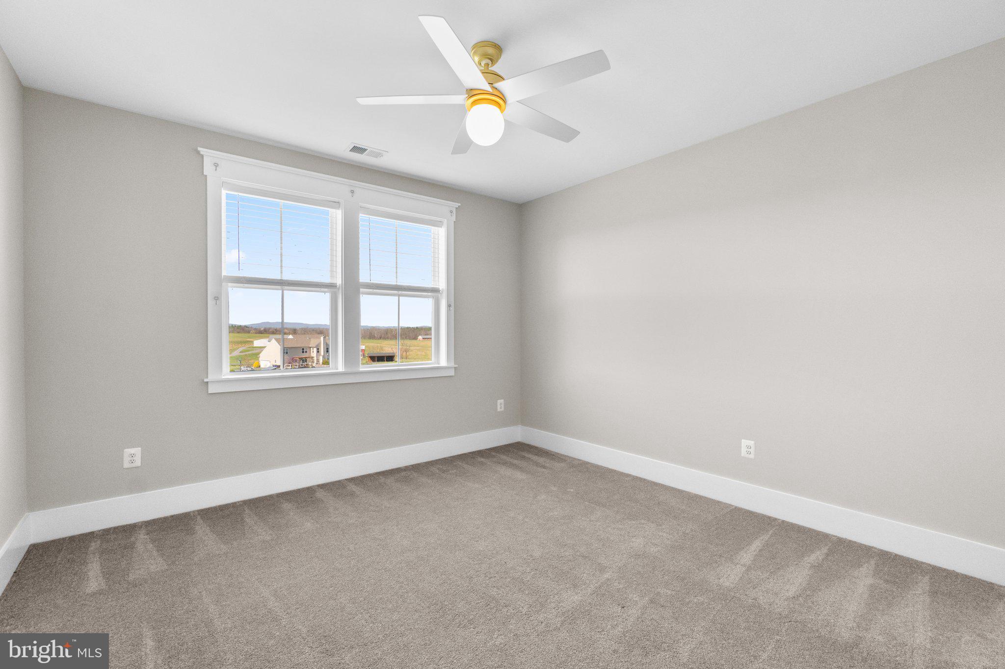 MIDDLETOWN - Residential