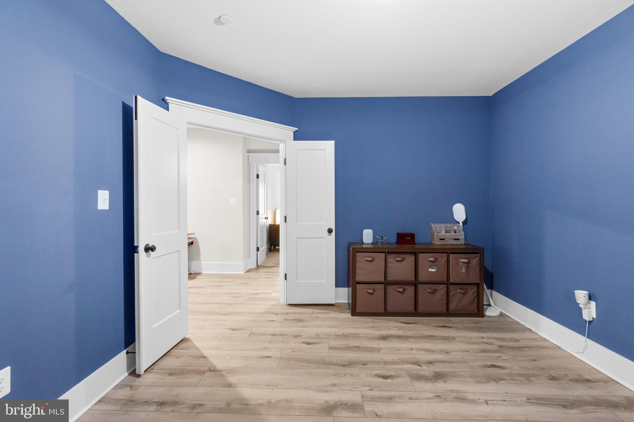 MIDDLETOWN - Residential