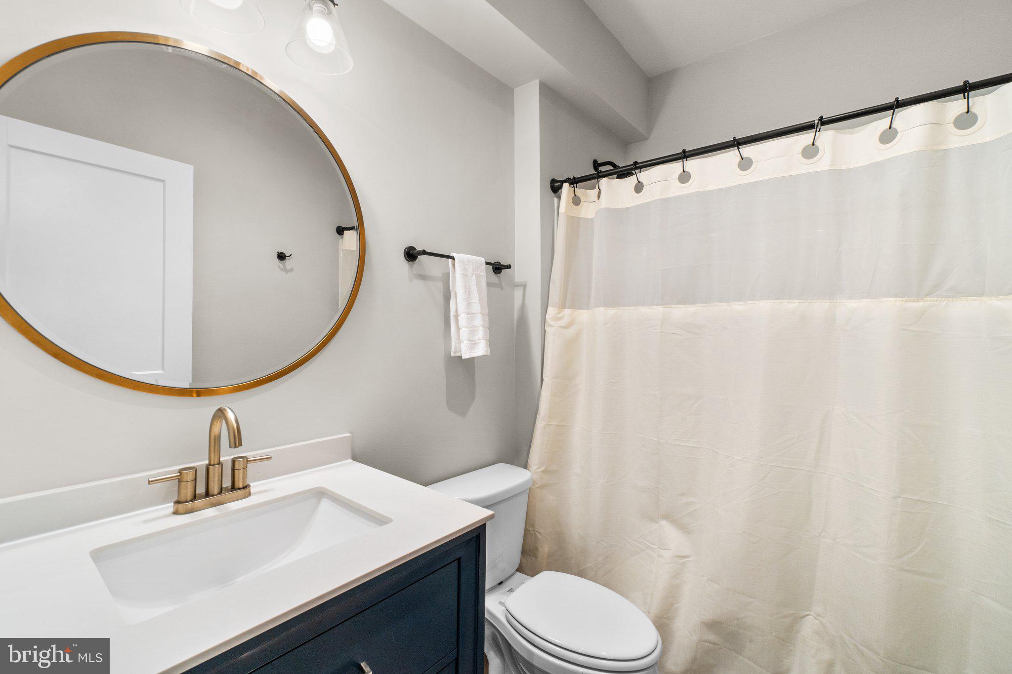 MIDDLETOWN - Residential