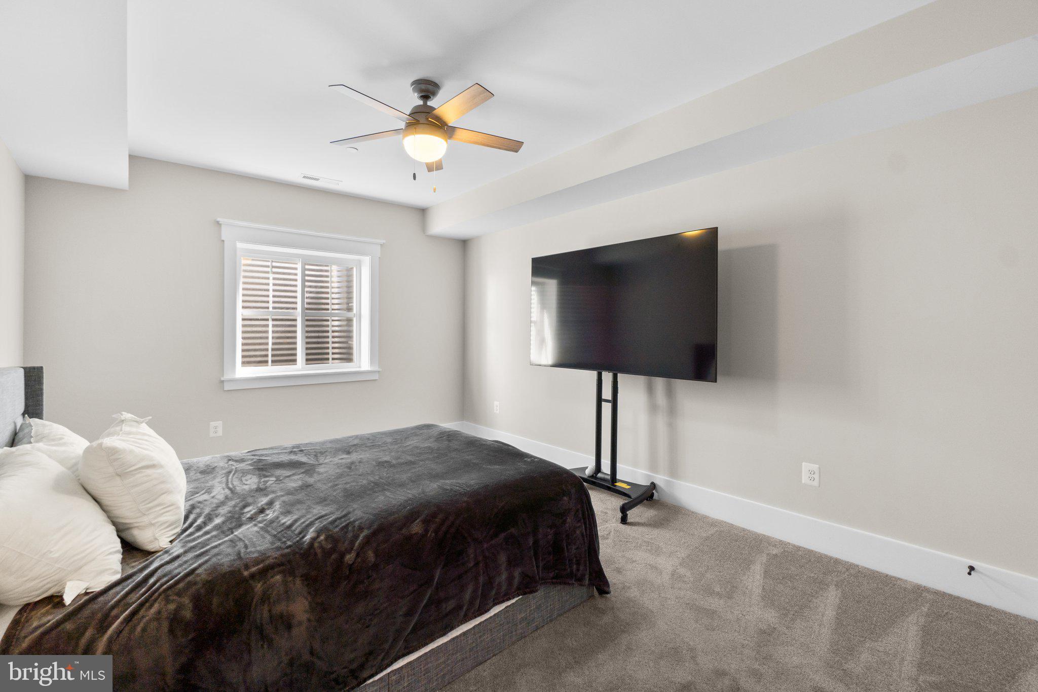 MIDDLETOWN - Residential