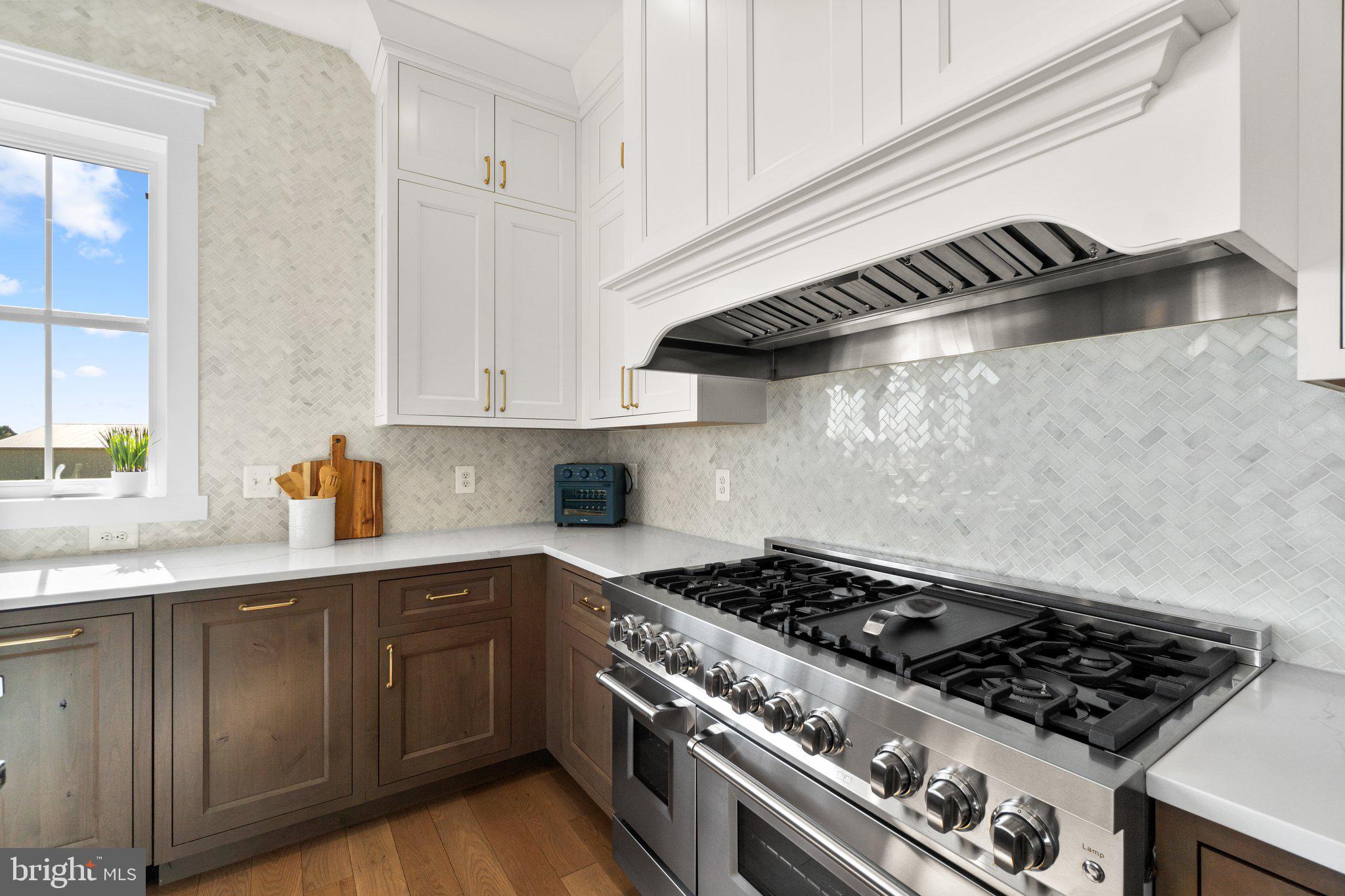 MIDDLETOWN - Residential