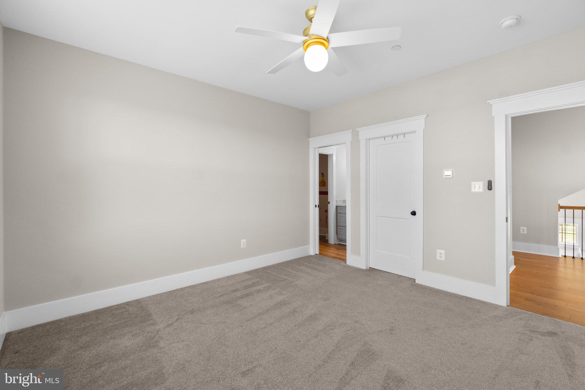 MIDDLETOWN - Residential