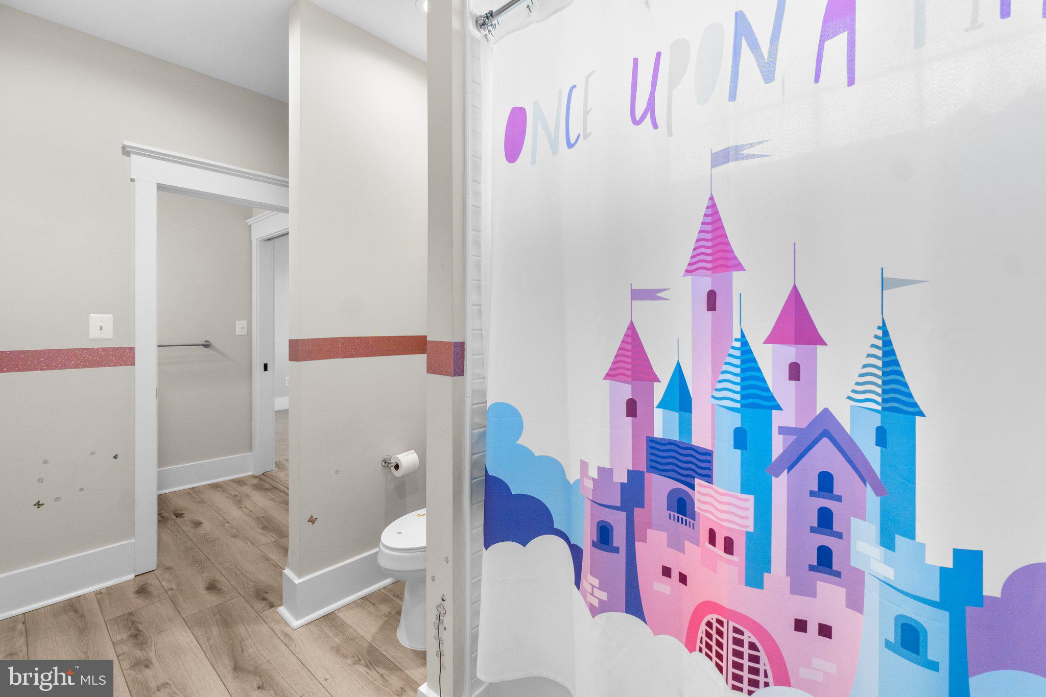 MIDDLETOWN - Residential