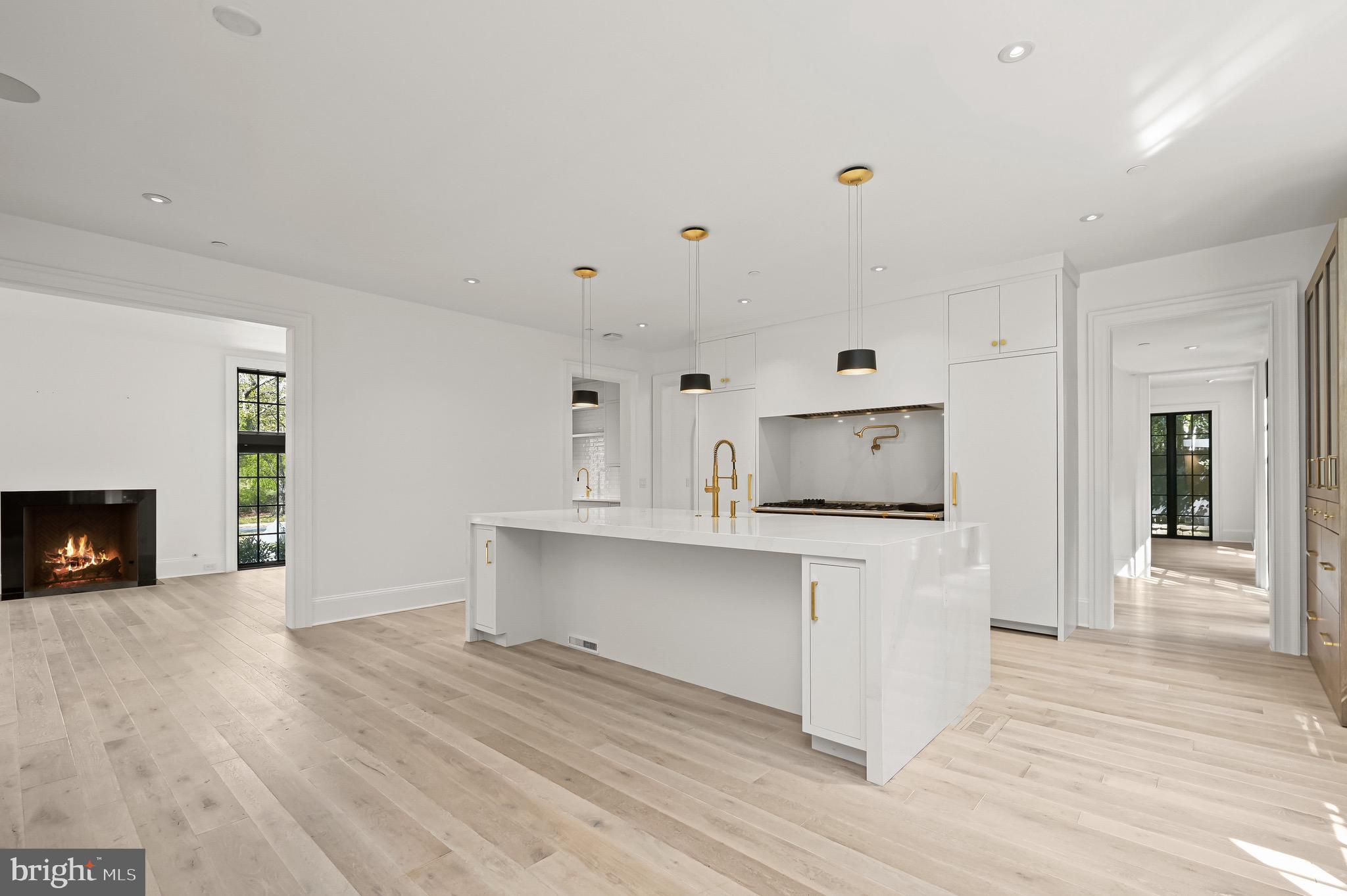 KENWOOD - Residential